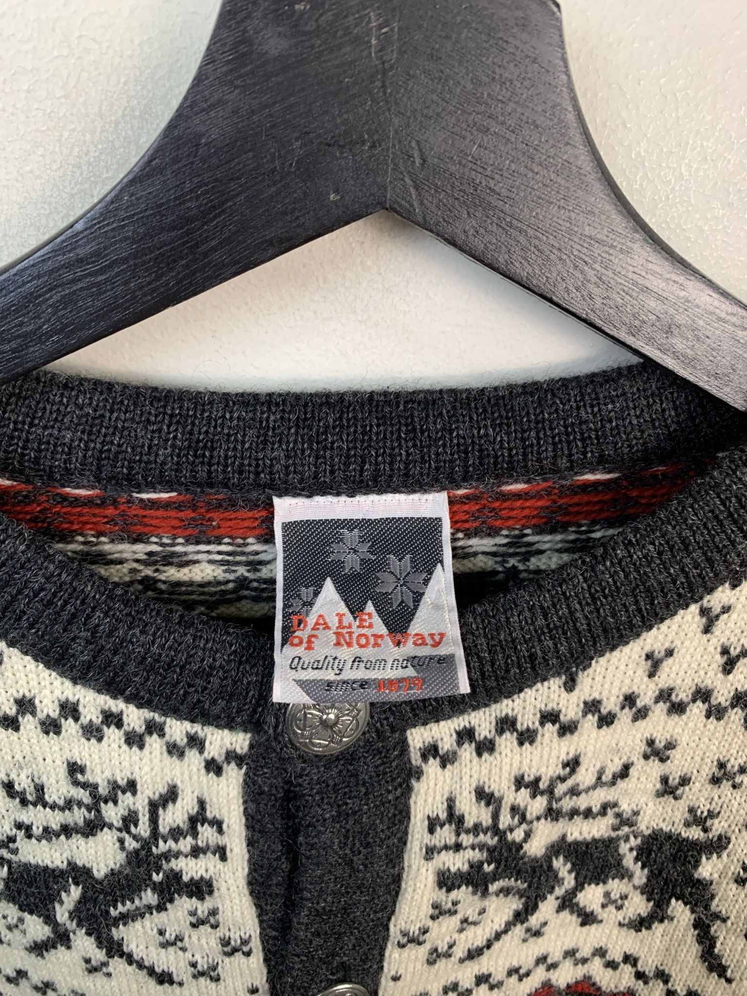 Dale Of Norway Vintage Cardigan 1990s Dale Of Norway Reindeer Christmas Sweater Size L Size US L / EU 52-54 / 3 - 2 Thumbnail