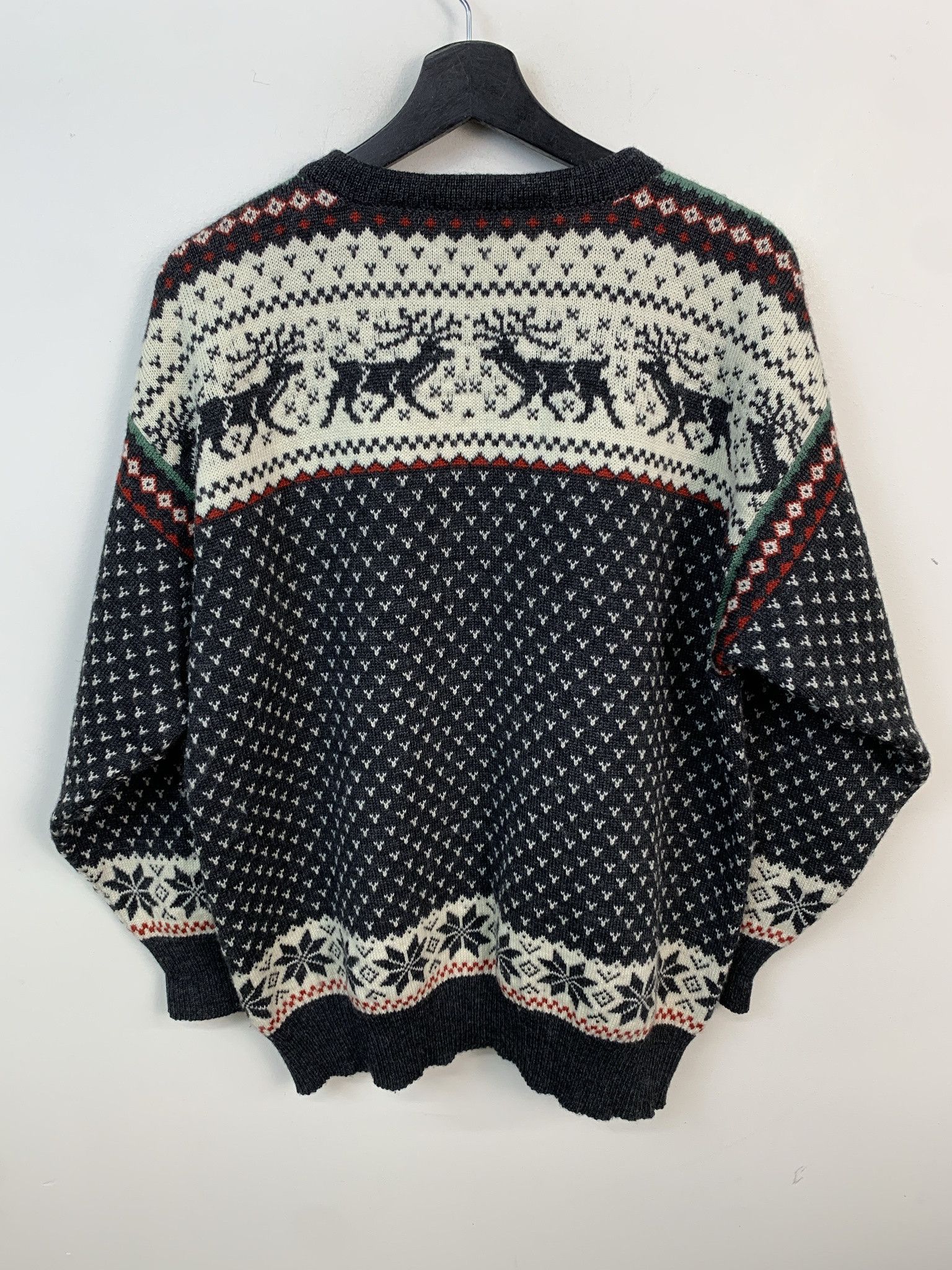 Dale Of Norway Vintage Cardigan 1990s Dale Of Norway Reindeer Christmas Sweater Size L Size US L / EU 52-54 / 3 - 4 Thumbnail