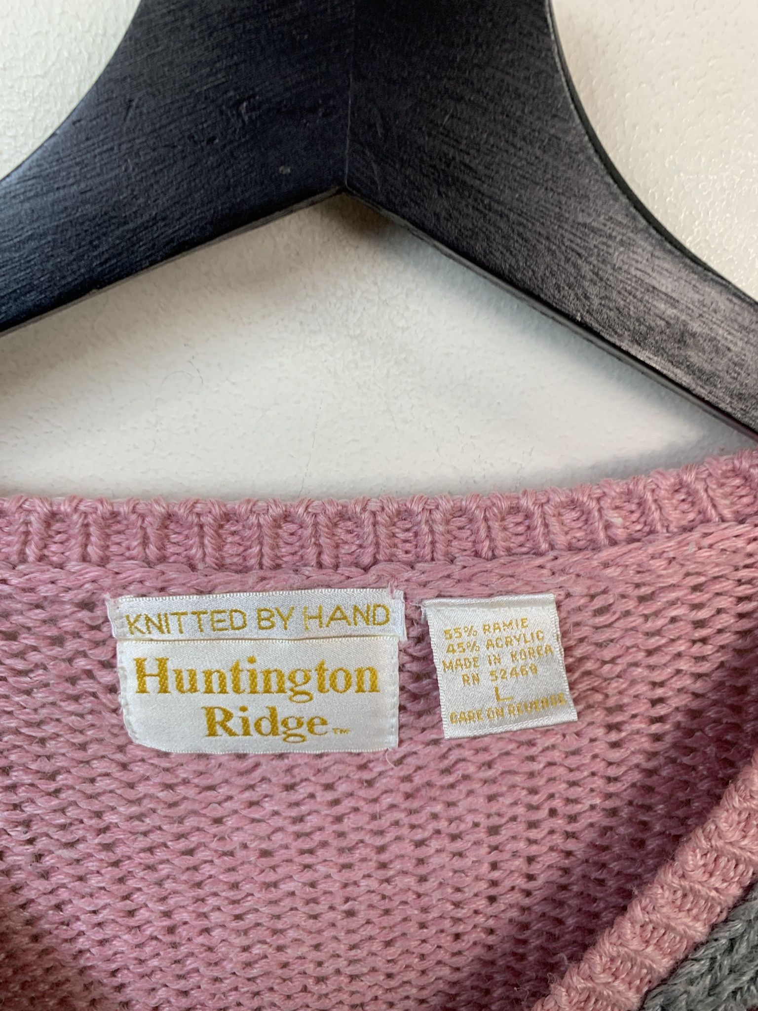 Other Vintage Sweater 1990s Knit Huntington Ridge Pink Regal Neck Soft Knit Sweater Size L Size US L / EU 52-54 / 3 - 2 Thumbnail