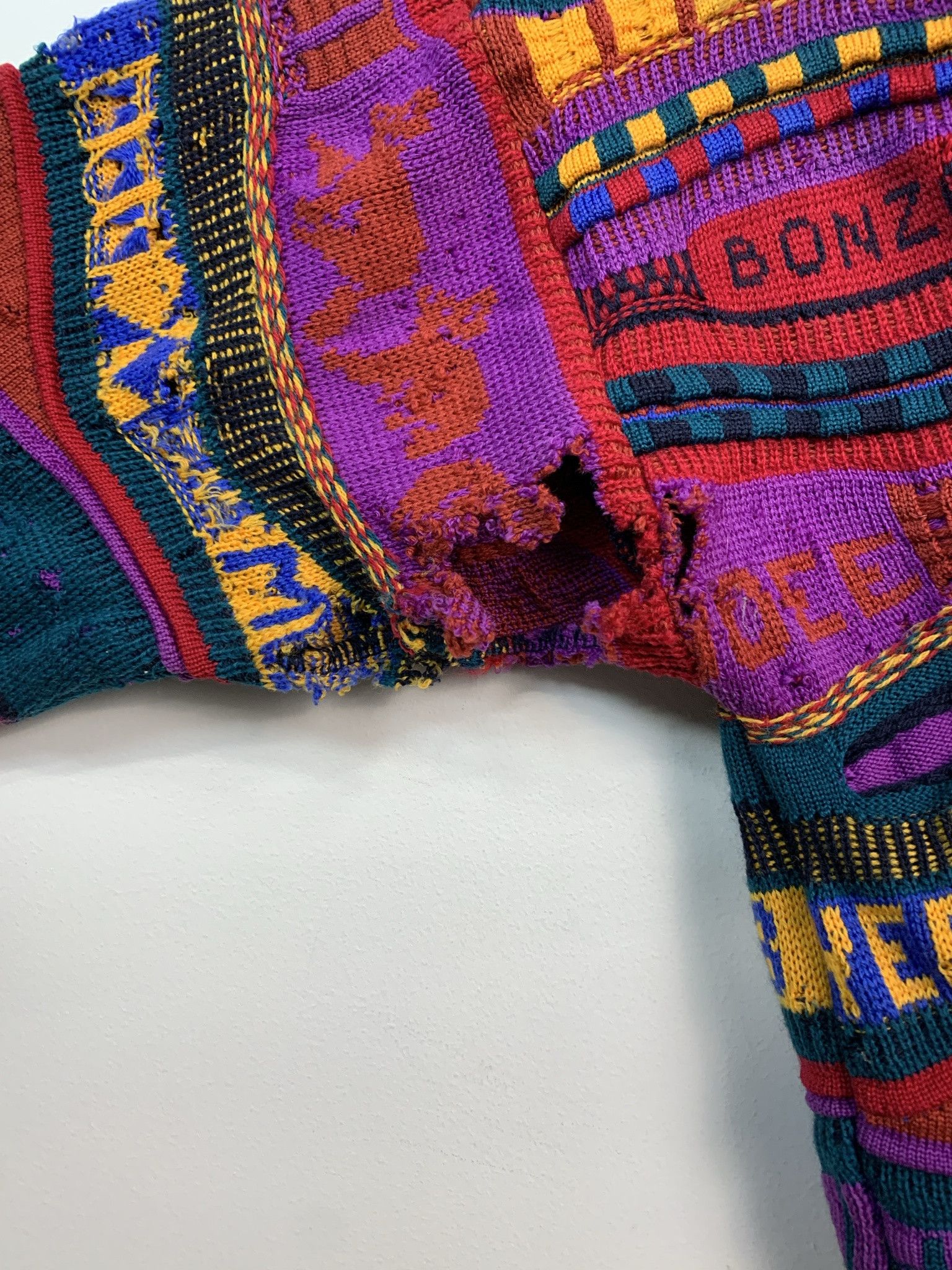 Other Vintage Sweater 1990s Knit Coogi Emaroo Austrailian Distressed Knit Cardigan Size S Size US S / EU 44-46 / 1 - 2 Thumbnail
