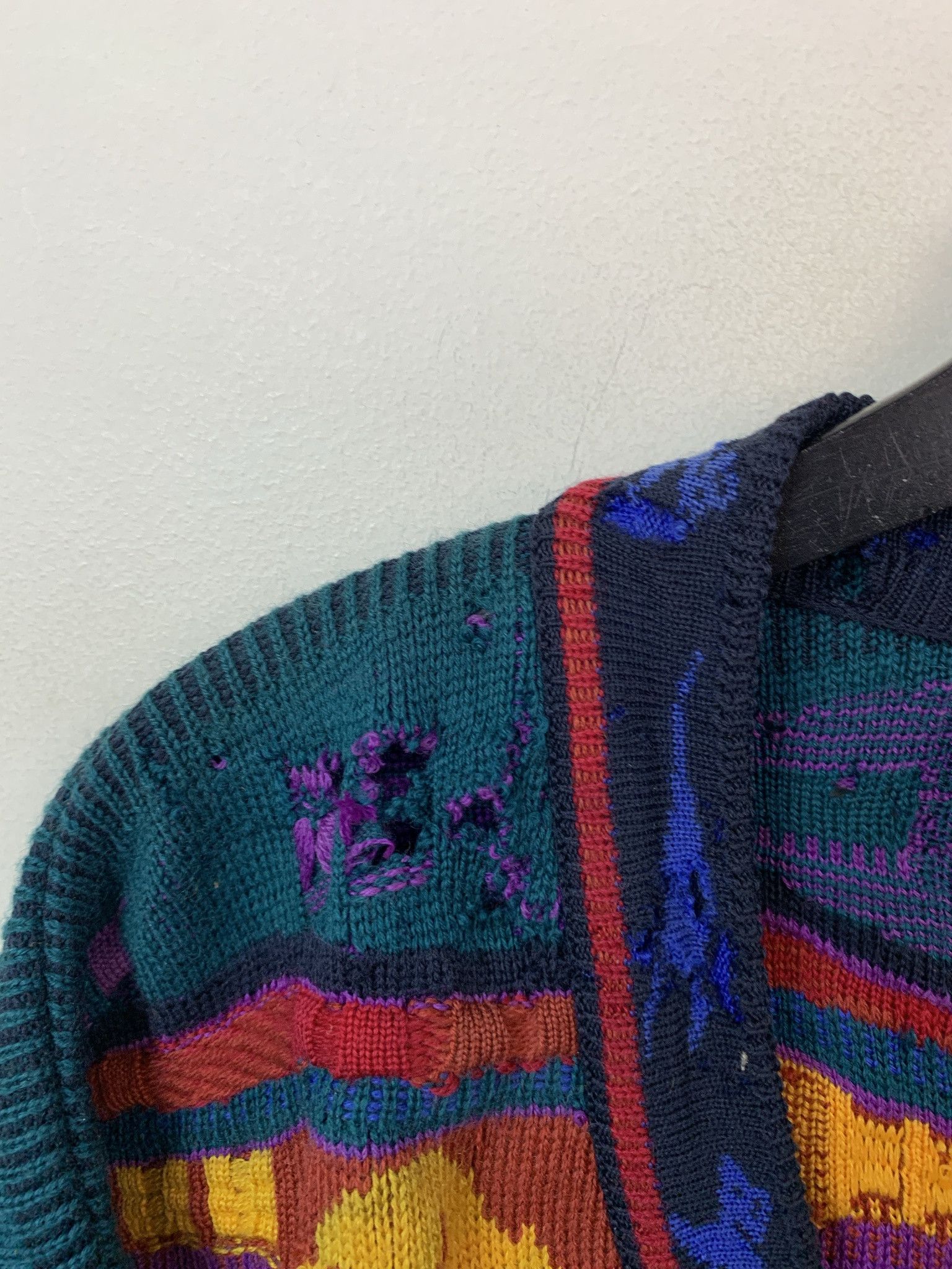 Other Vintage Sweater 1990s Knit Coogi Emaroo Austrailian Distressed Knit Cardigan Size S Size US S / EU 44-46 / 1 - 4 Thumbnail