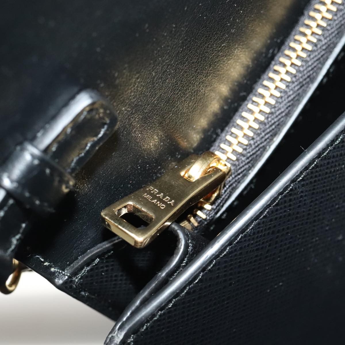 Prada Saffiano Black Leather Shoulder Bag (Pre-Owned) Size ONE SIZE - 12 Thumbnail