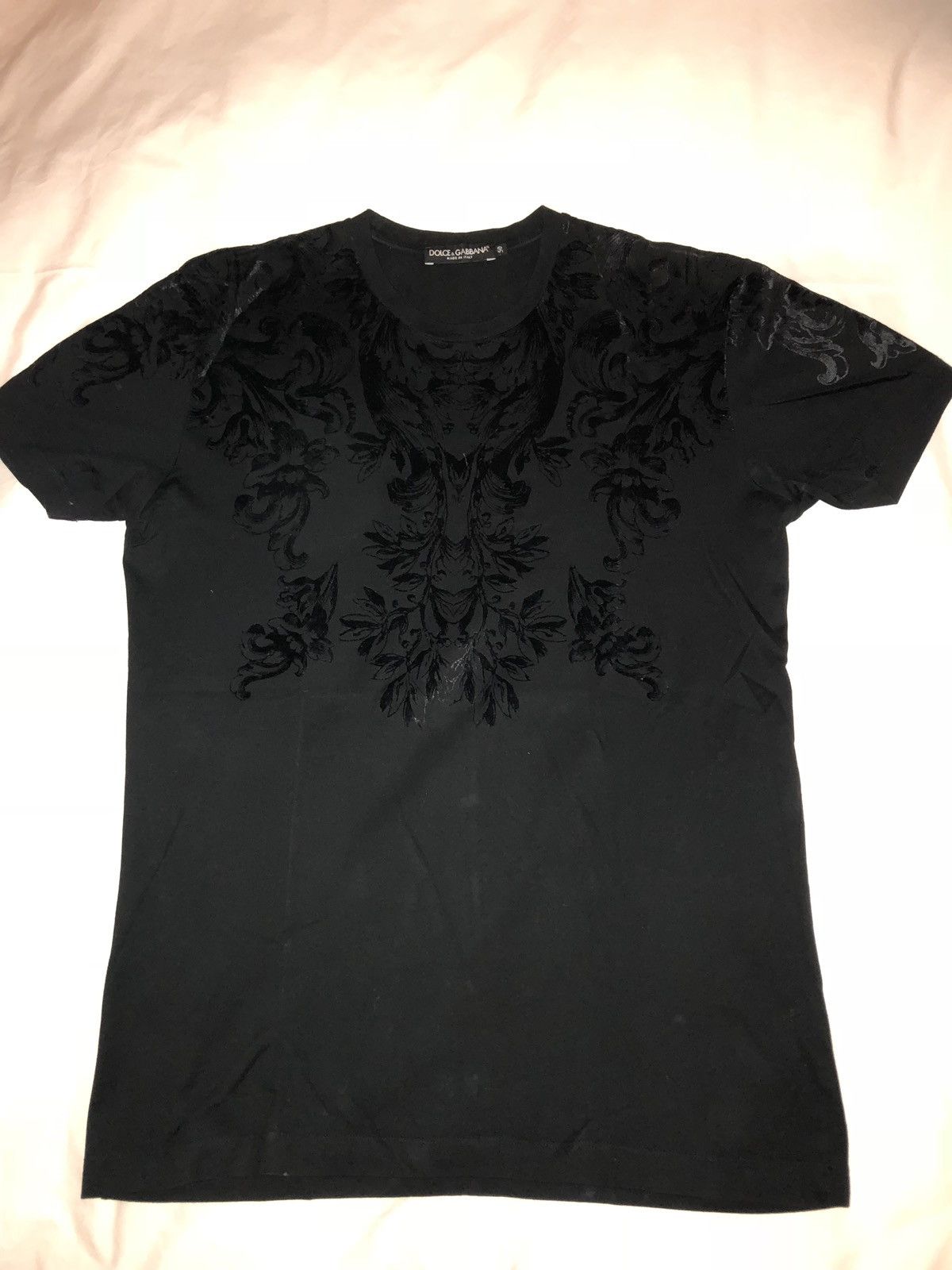 Black T-Shirt With Velvet Floral Patterns