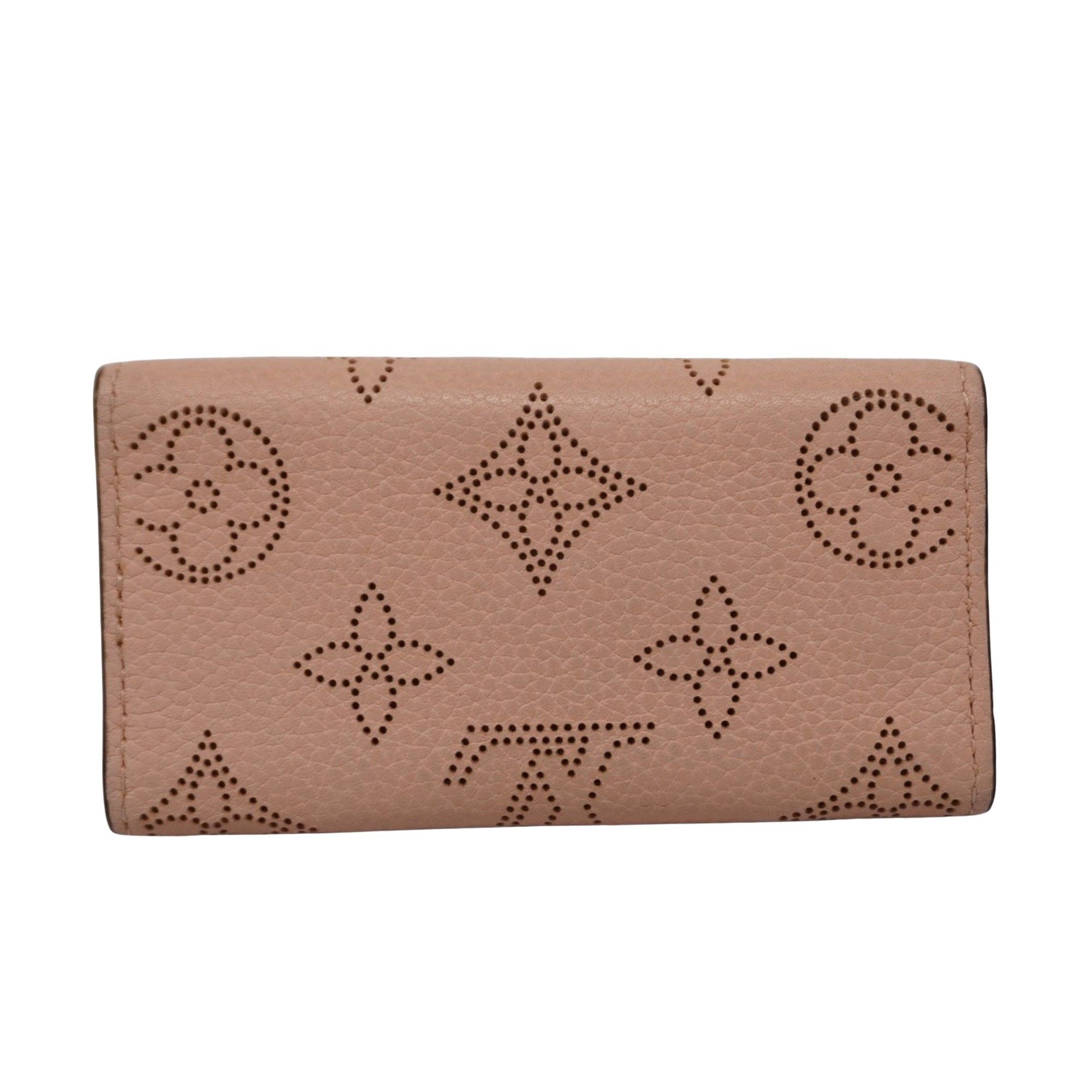 Louis Vuitton Louis Vuitton wallet Size ONE SIZE - 2 Thumbnail
