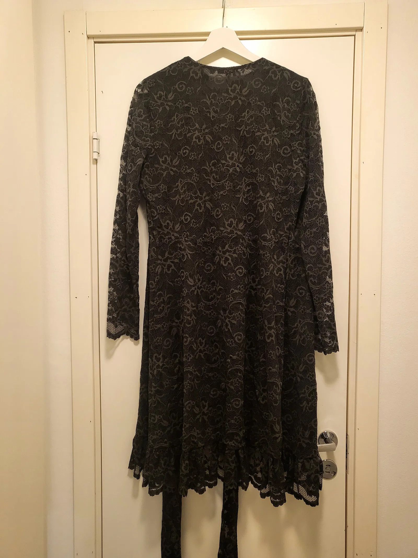 Ganni Ganni Flynn Lace Dress Size M / US 6-8 / IT 42-44 - 4 Thumbnail
