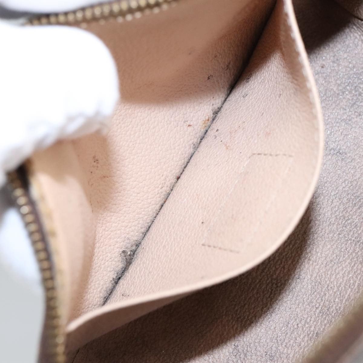Louis Vuitton Cosmetic Pouch Brown Canvas Clutch Bag (Pre-Owned) Size ONE SIZE - 17 Thumbnail