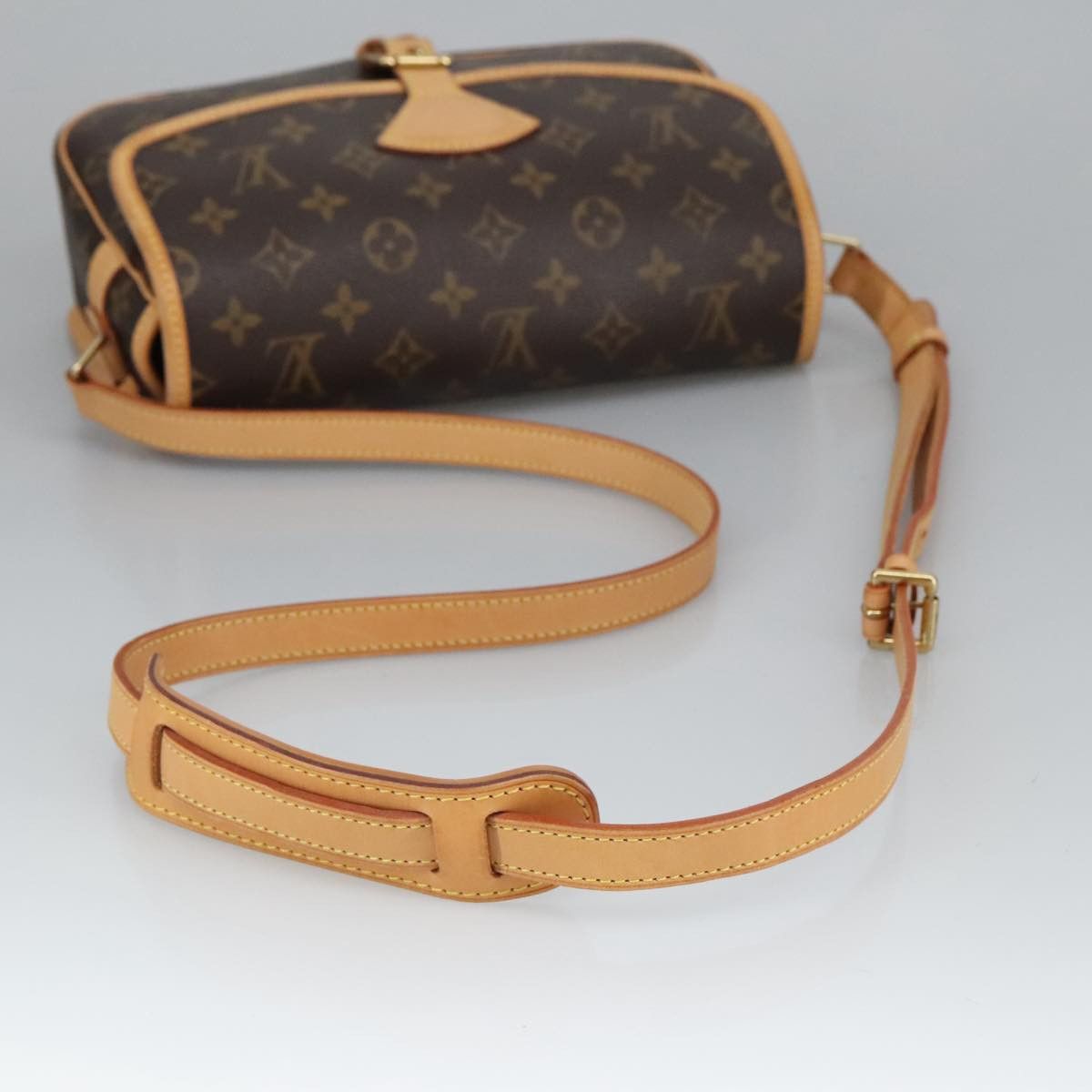 Louis Vuitton Sologne Brown Canvas Shoulder Bag (Pre-Owned) Size ONE SIZE - 6 Thumbnail