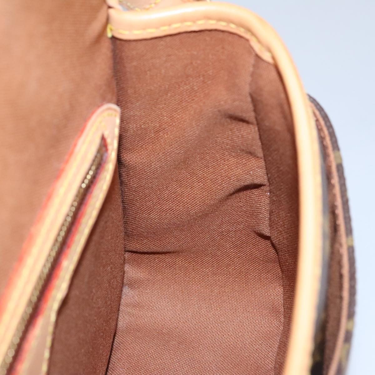 Louis Vuitton Sologne Brown Canvas Shoulder Bag (Pre-Owned) Size ONE SIZE - 20 Thumbnail