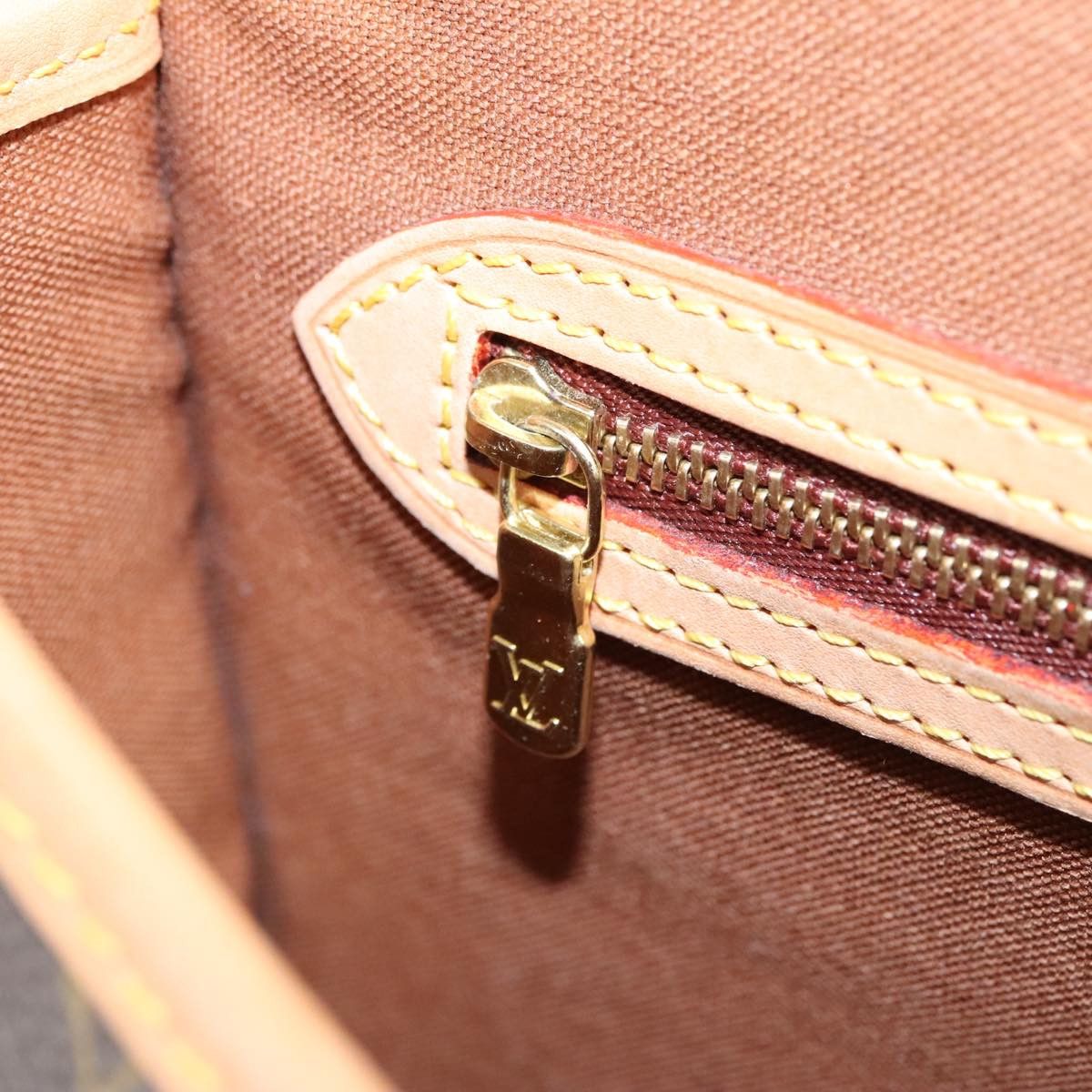 Louis Vuitton Sologne Brown Canvas Shoulder Bag (Pre-Owned) Size ONE SIZE - 18 Thumbnail