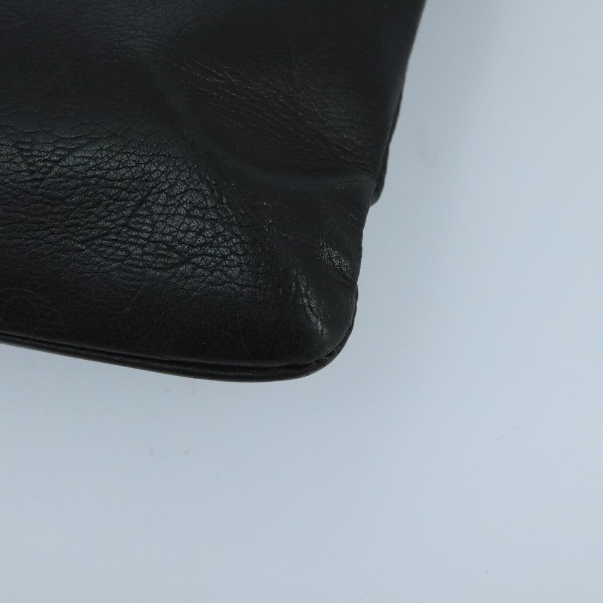 Louis Vuitton Discovery Black Leather Clutch Bag (Pre-Owned) Size ONE SIZE - 9 Thumbnail
