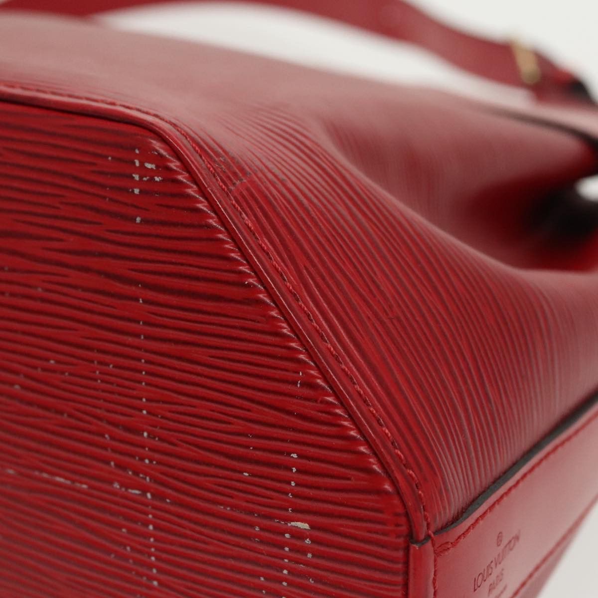Louis Vuitton Sac D'épaule Red Leather Shoulder Bag (Pre-Owned) Size ONE SIZE - 11 Thumbnail