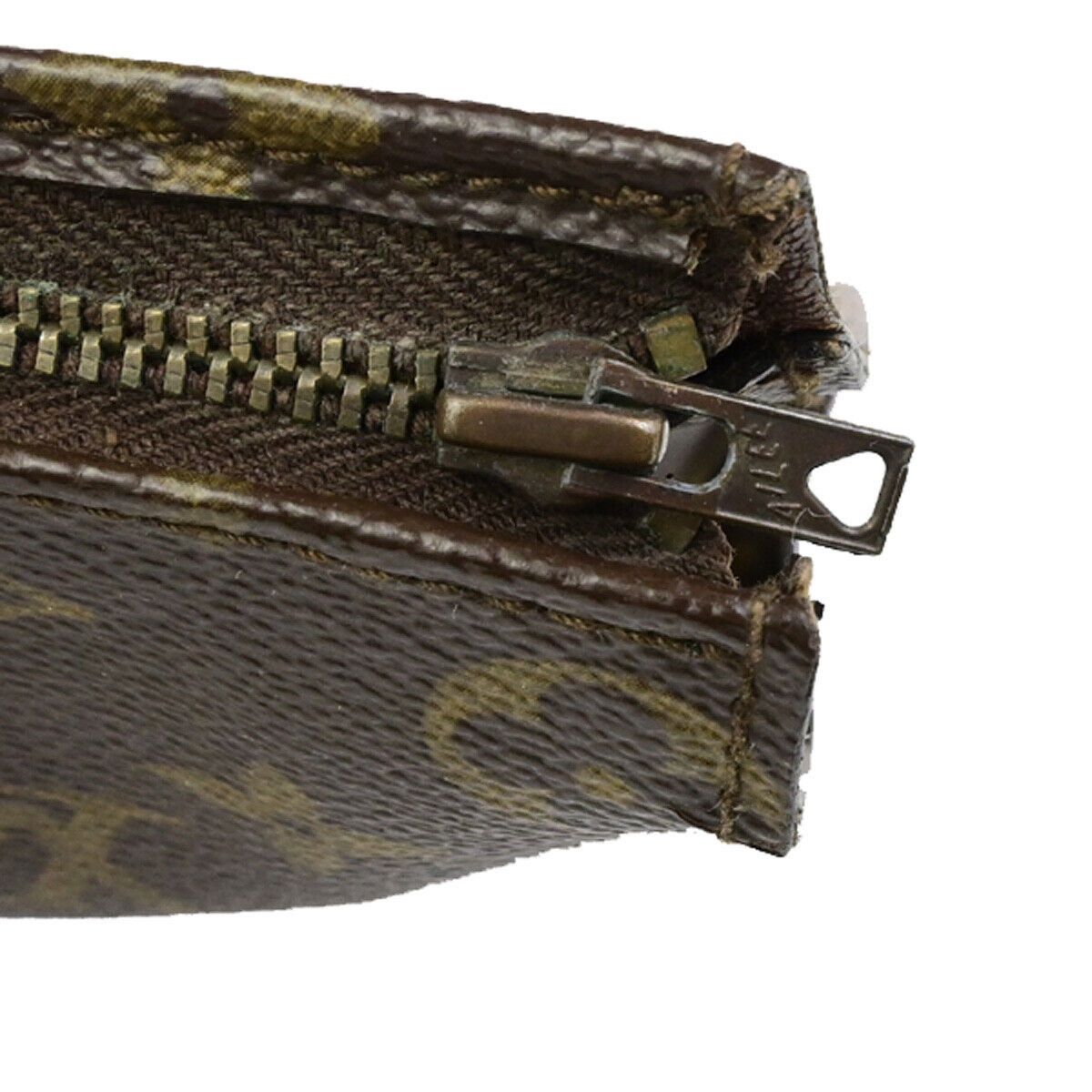 Louis Vuitton Poche Toilette Brown Canvas Clutch Bag (Pre-Owned) Size ONE SIZE - 8 Thumbnail