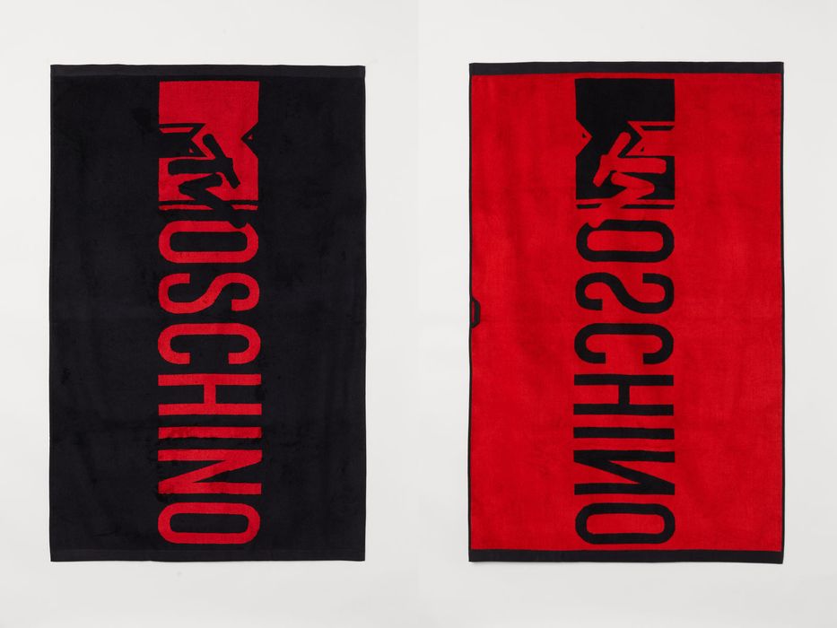 H&m discount moschino towel