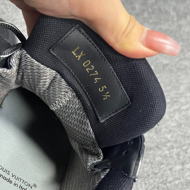 Louis Vuitton louis vuitton24 new black cow-leather round toe lace-up low-tops Size US 5.5 / EU 38 - 6 Thumbnail