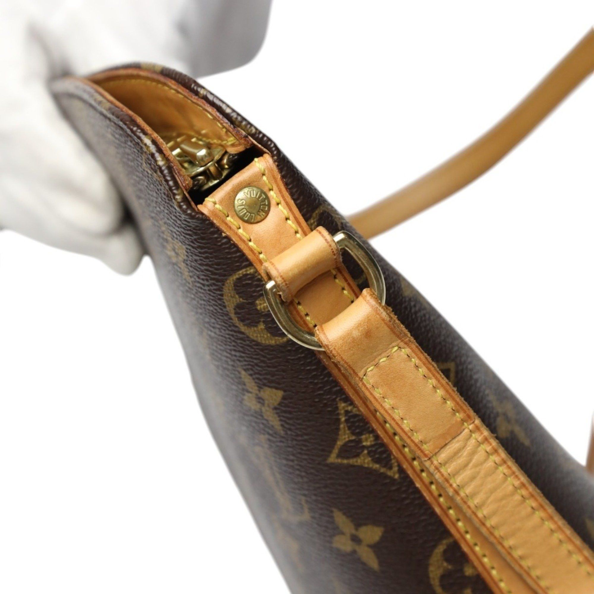 Louis Vuitton Louis Vuitton Shoulder Bag Monogram Drouot Canvas M51290 Brown LV Size ONE SIZE - 11 Thumbnail