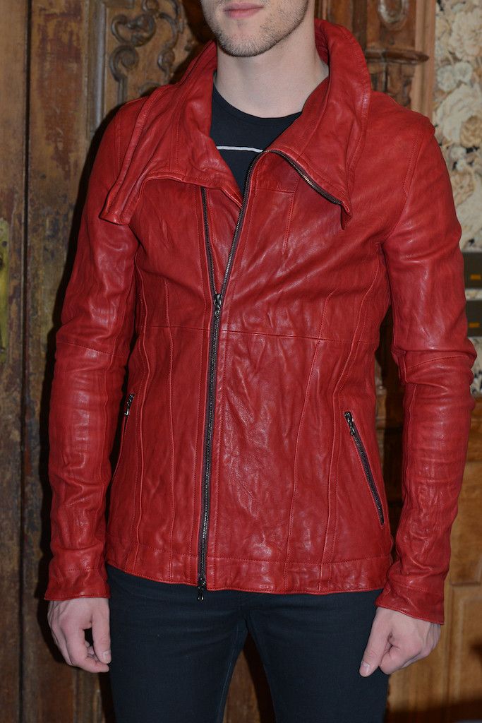 JULIUS RED LEATHER 337BLM11