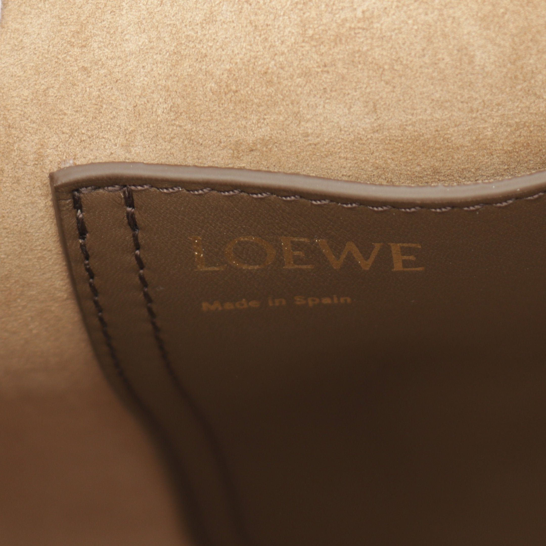 Loewe Loewe Pebble Bucket Bag Medium Shoulder Leather Gray Brown Size ONE SIZE - 4 Thumbnail