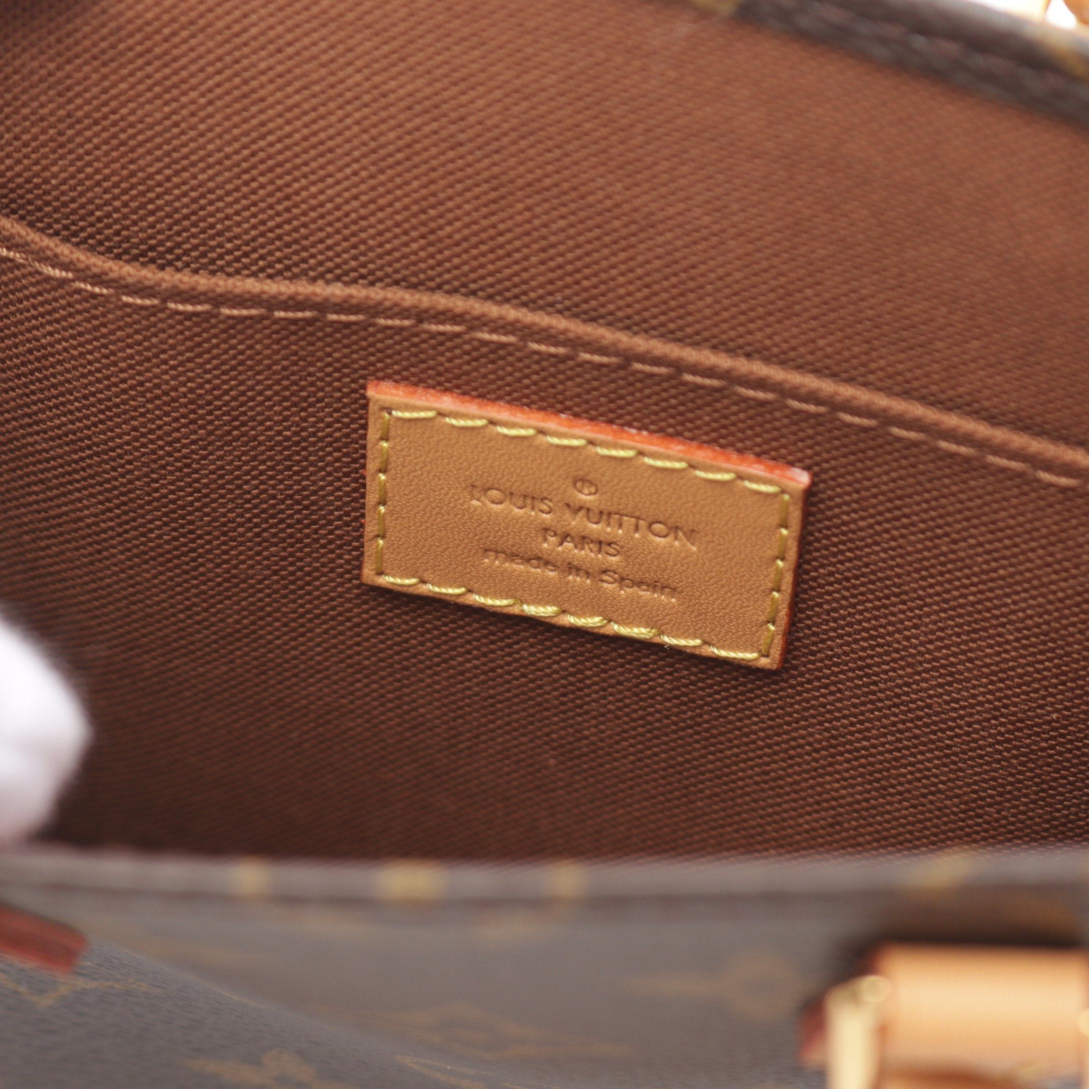 Louis Vuitton Louis Vuitton Petite Sac Plat Monogram Handbag Leather Brown Size ONE SIZE - 4 Thumbnail