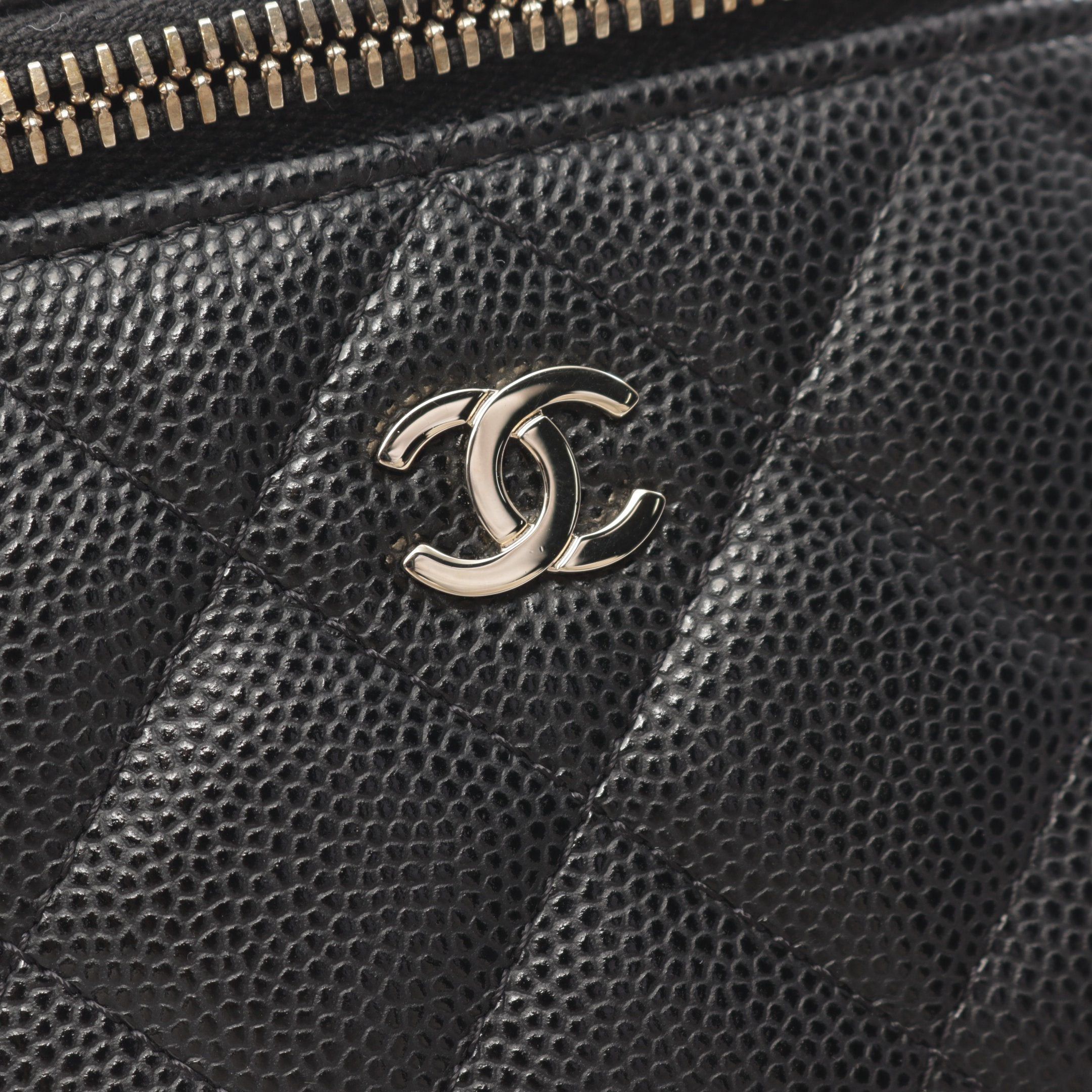Chanel Chanel Mini Vanity Case Chain Shoulder Bag Caviar Skin Black Gold Hardware Size ONE SIZE - 6 Thumbnail