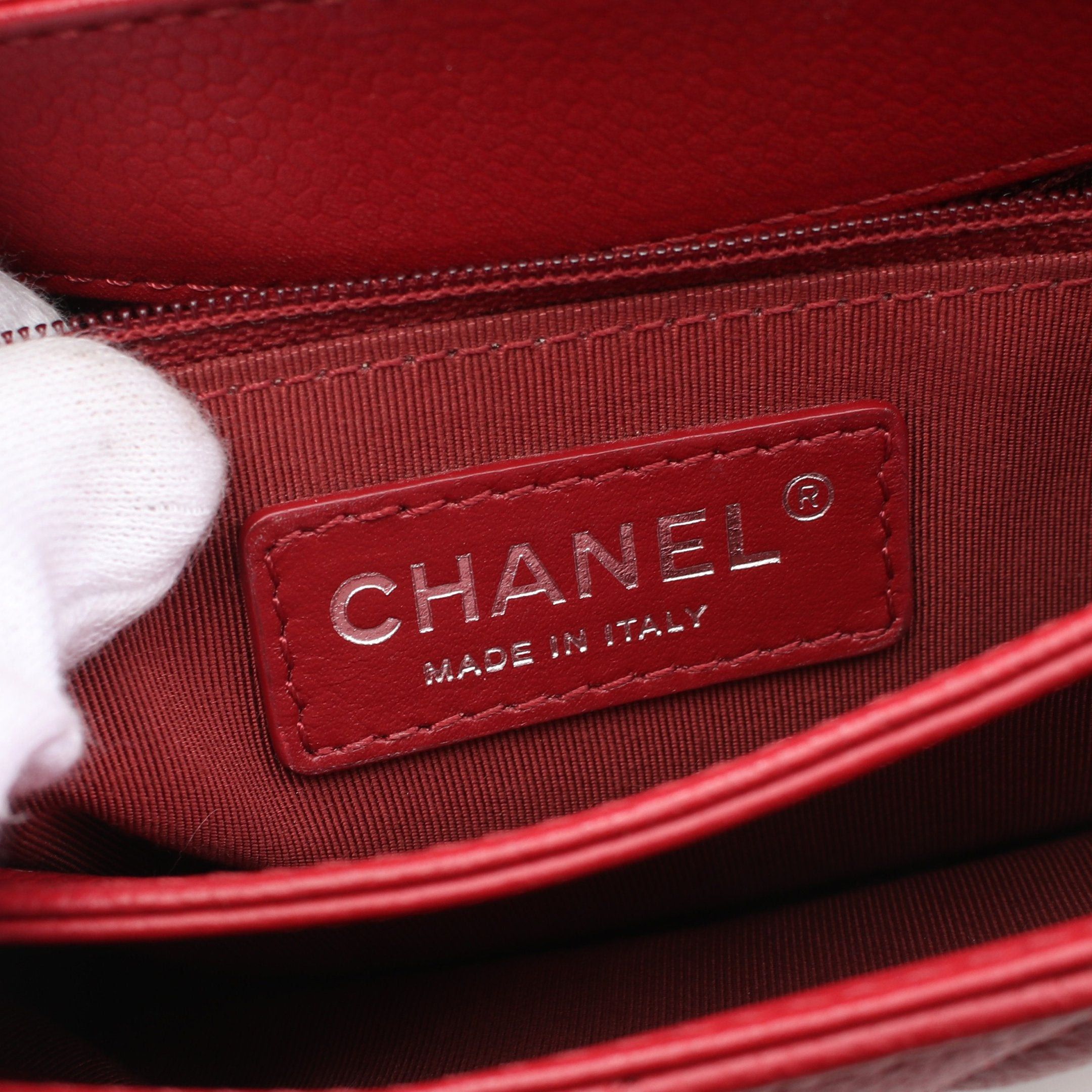 Chanel Chanel Double Chain Shoulder Bag Caviar Skin Red Antique Silver Hardware Size ONE SIZE - 4 Thumbnail