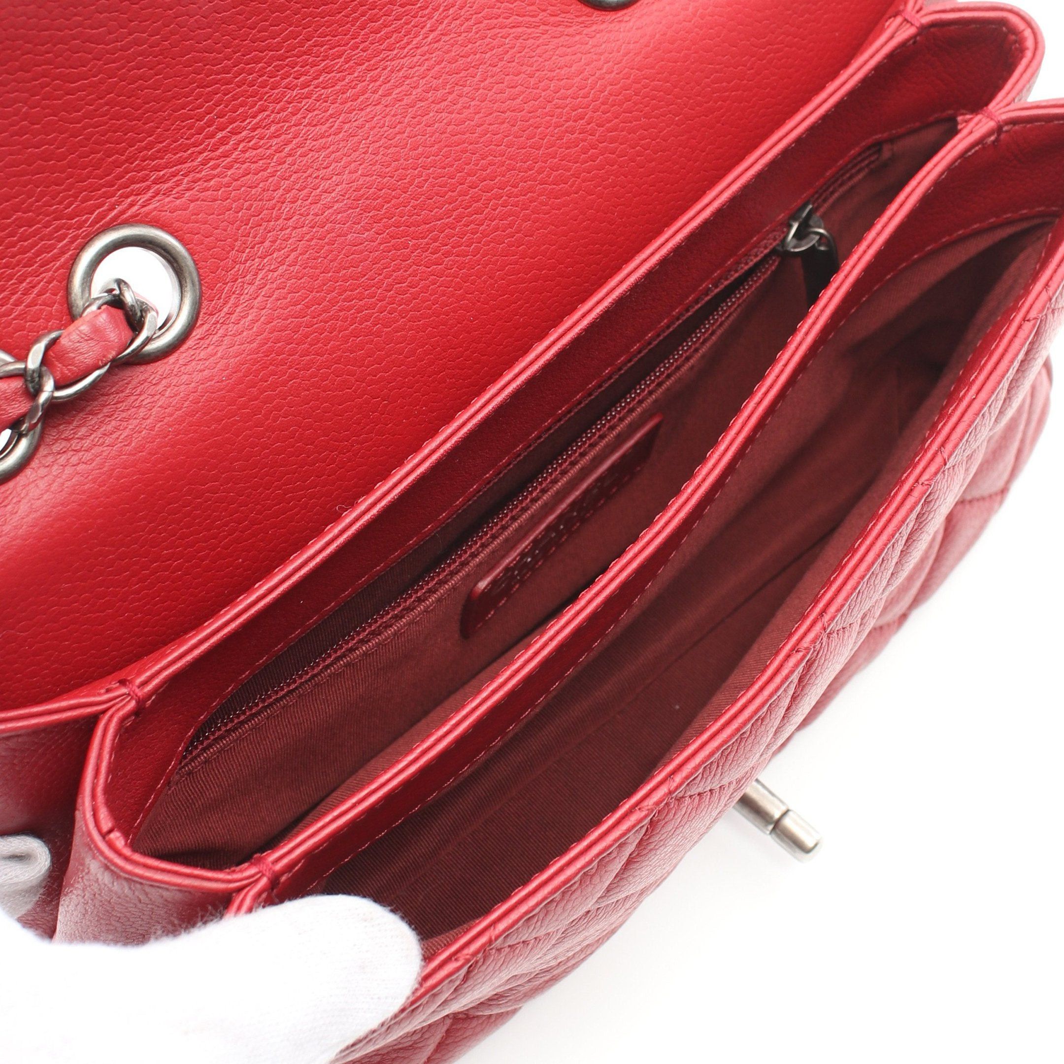 Chanel Chanel Double Chain Shoulder Bag Caviar Skin Red Antique Silver Hardware Size ONE SIZE - 3 Thumbnail