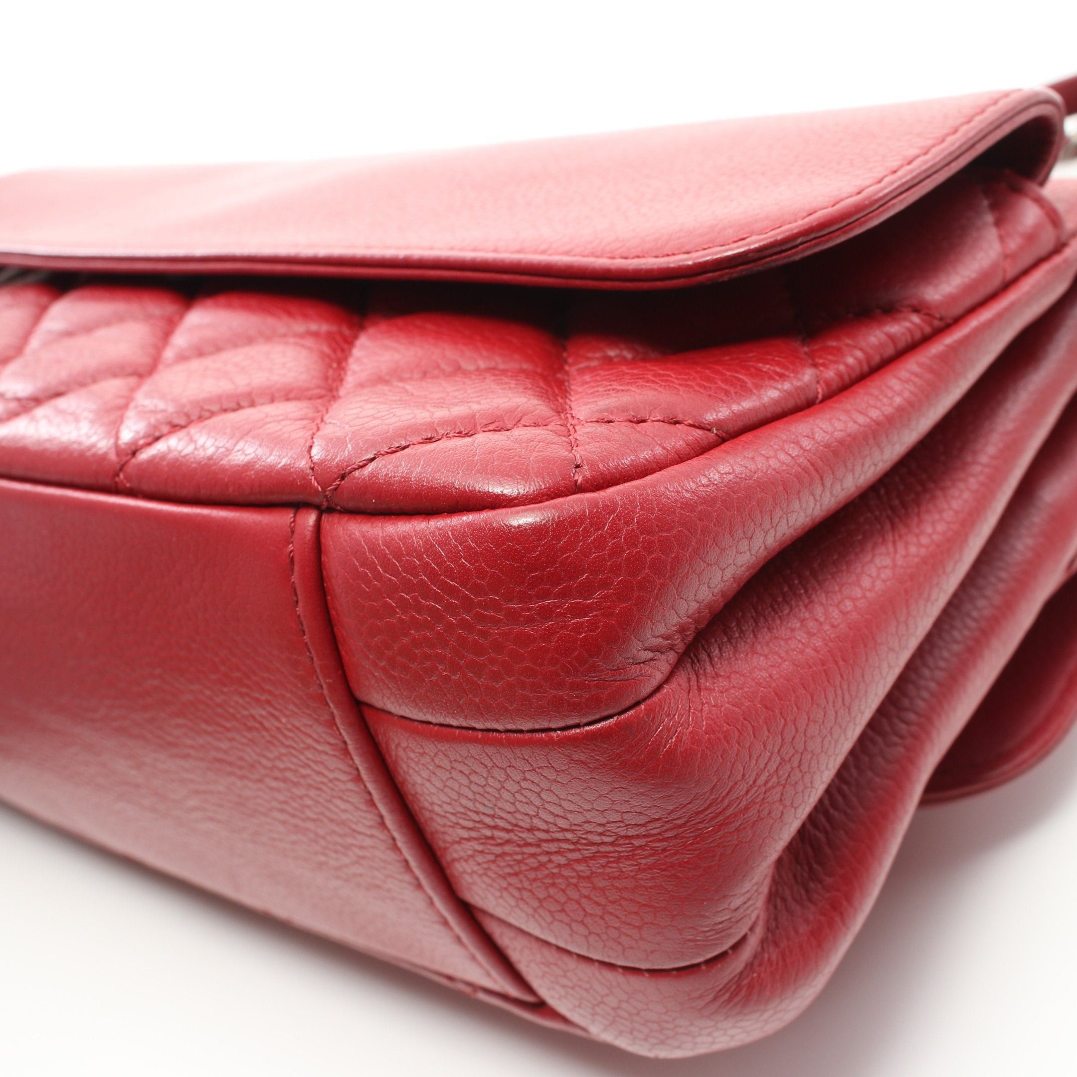 Chanel Chanel Double Chain Shoulder Bag Caviar Skin Red Antique Silver Hardware Size ONE SIZE - 7 Thumbnail