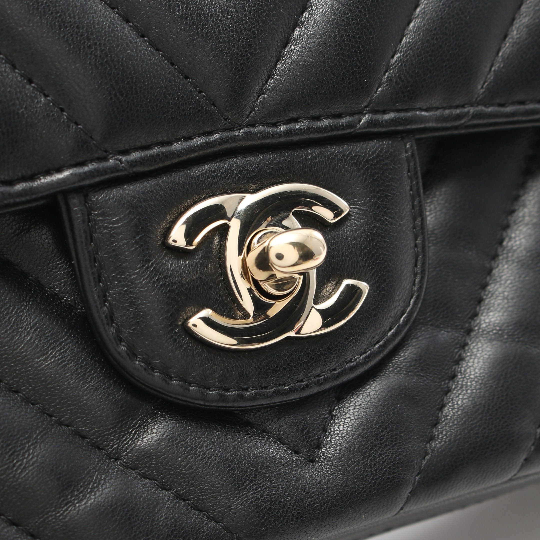 Chanel Chanel Chevron V-Stitch Double Flap Chain Shoulder Bag Lambskin Black Gold Hardware Size ONE SIZE - 10 Thumbnail