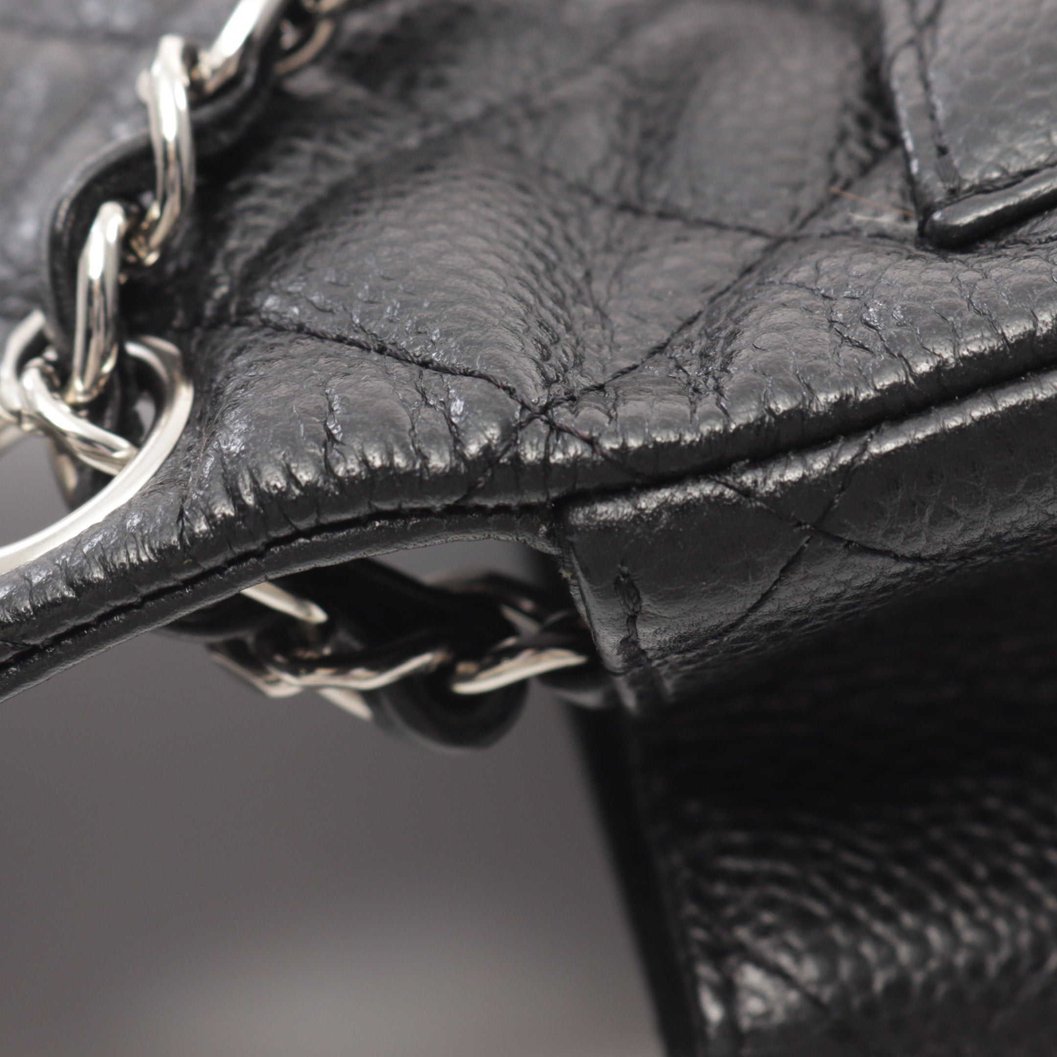 Chanel Chanel Mini Matelasse Chain Shoulder Bag Caviar Skin Black Silver Hardware Size ONE SIZE - 7 Thumbnail