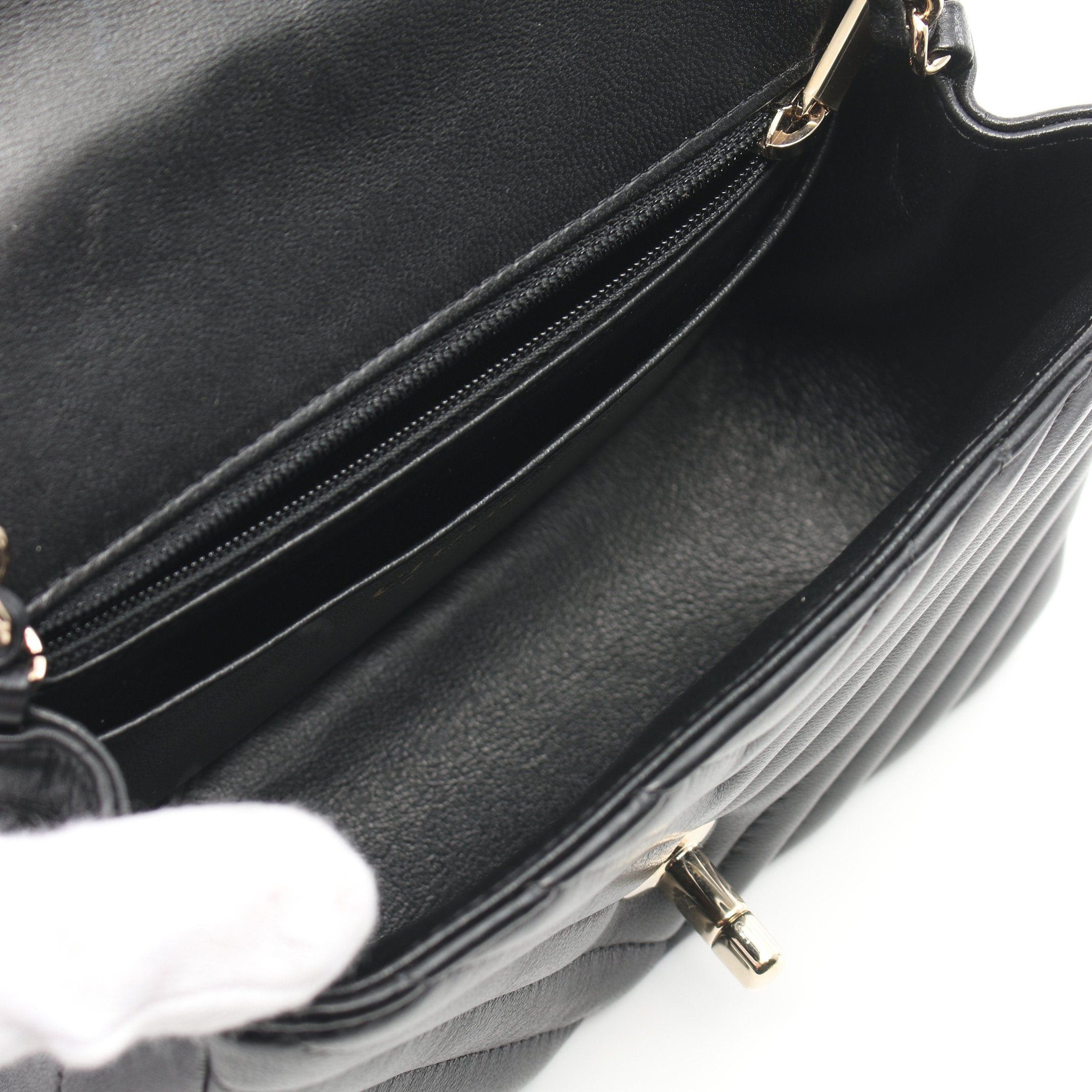 Chanel Chanel Chevron V-Stitch Chain Shoulder Bag Lambskin Black Gold Hardware Size ONE SIZE - 3 Thumbnail