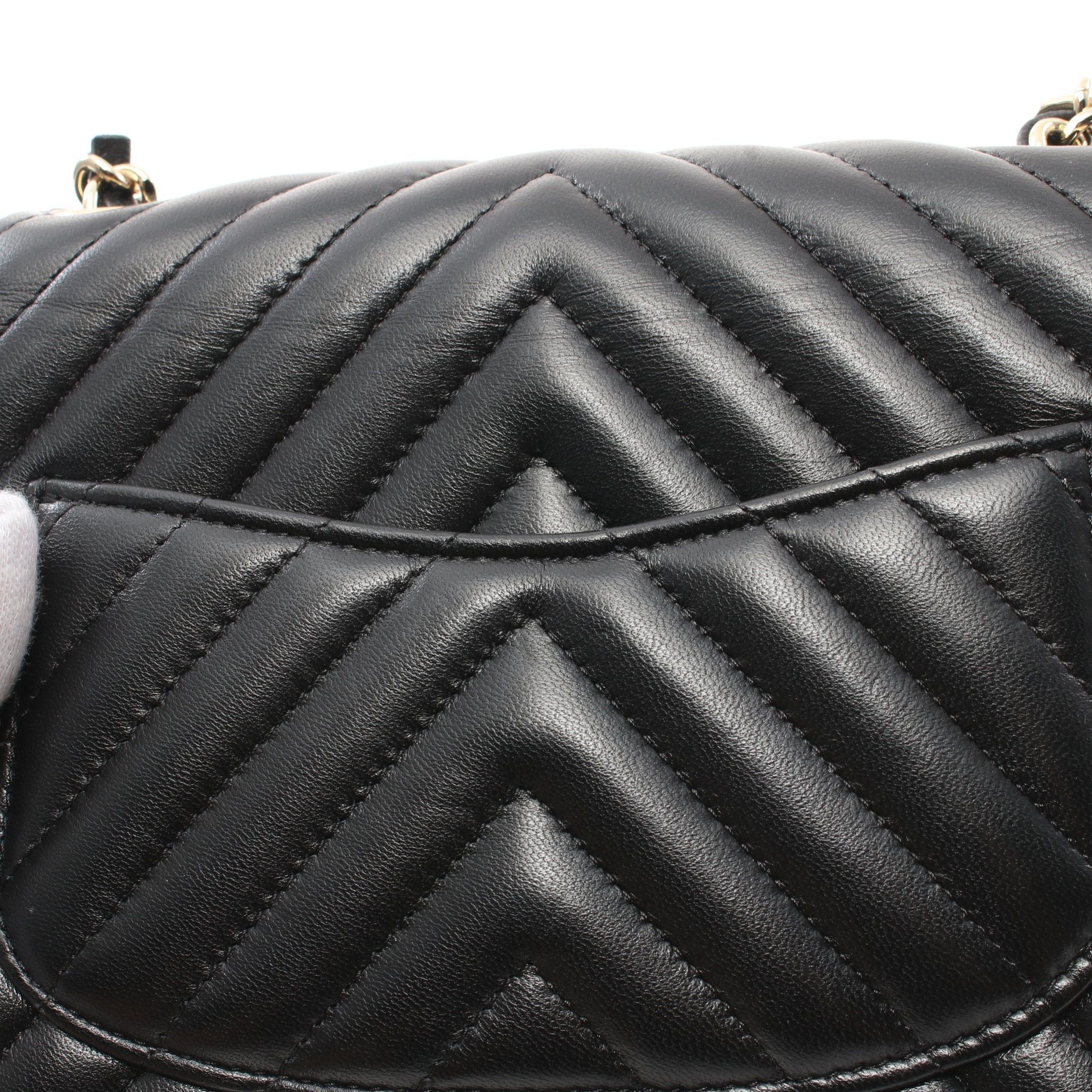 Chanel Chanel Chevron V-Stitch Chain Shoulder Bag Lambskin Black Gold Hardware Size ONE SIZE - 7 Thumbnail
