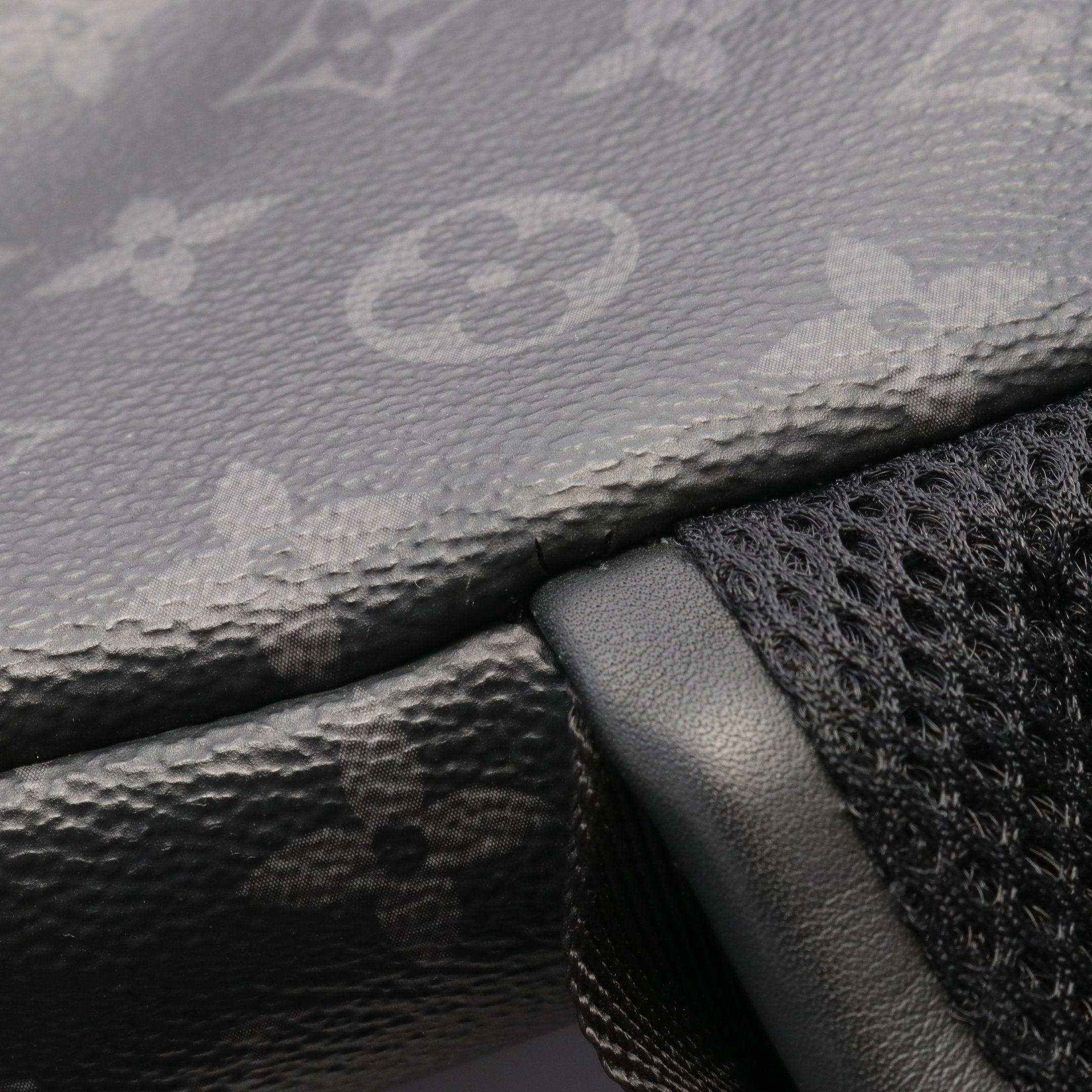 Louis Vuitton Louis Vuitton Apollo Monogram Eclipse Backpack Rucksack Leather Black Size ONE SIZE - 7 Thumbnail