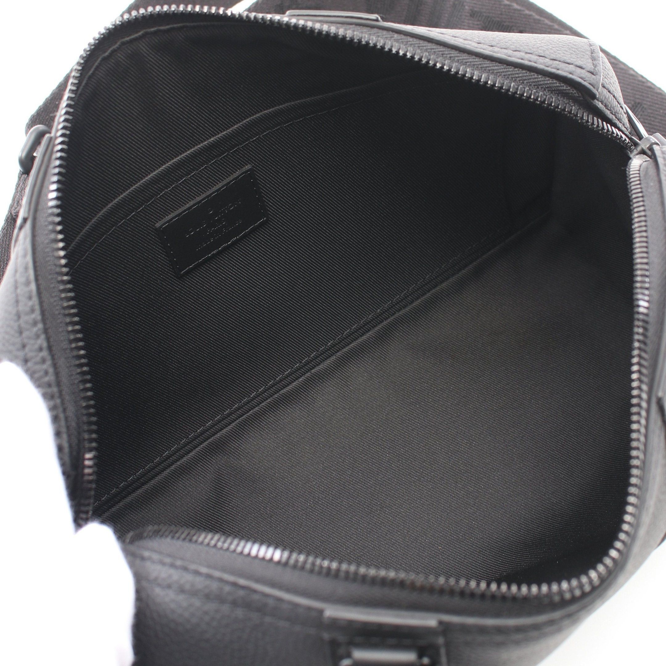 Louis Vuitton Louis Vuitton City Keepall Shoulder Bag Leather Black Size ONE SIZE - 3 Thumbnail