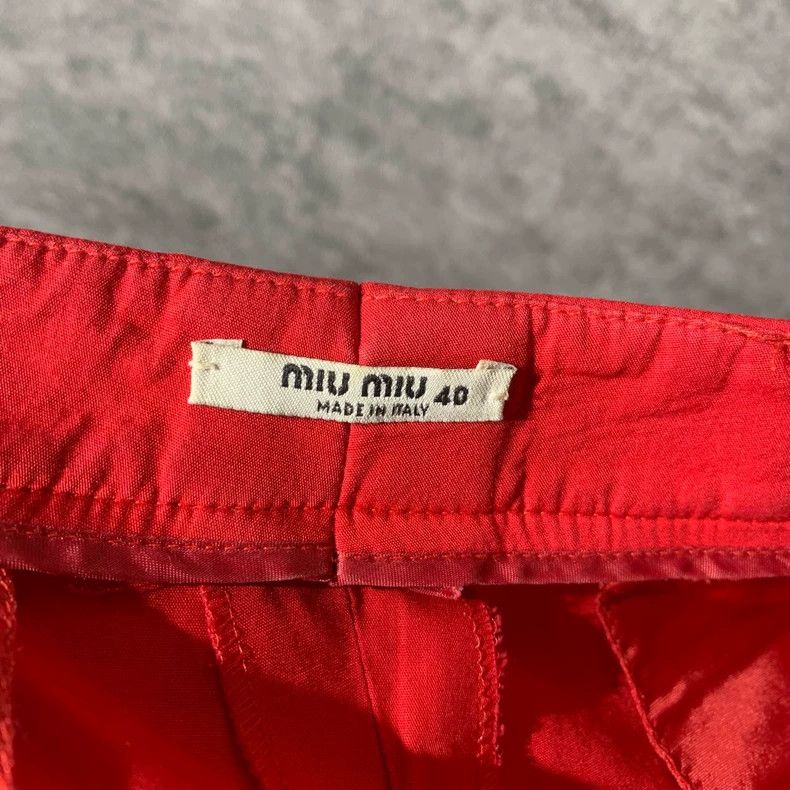 Miu Miu miumiu small red shorts Size US 40 / EU 56 - 6 Thumbnail