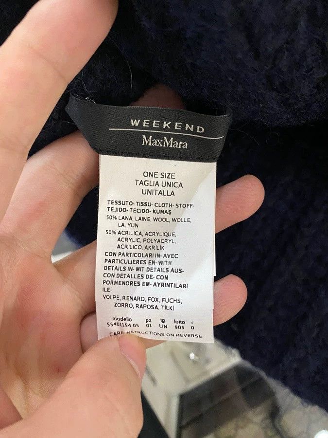 Max Mara maxmara fox fur collar. Rare objects Size US M / EU 48-50 / 2 - 6 Thumbnail