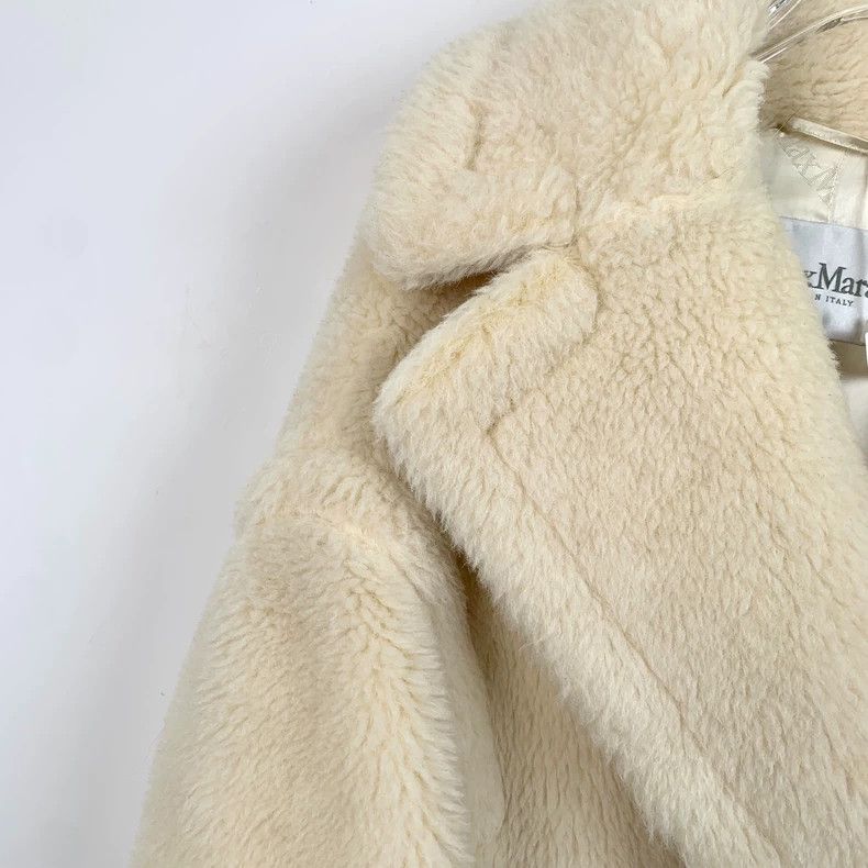 Max Mara Maxmara Teddy cream-colored camel wool coat Size US S / EU 44-46 / 1 - 3 Thumbnail