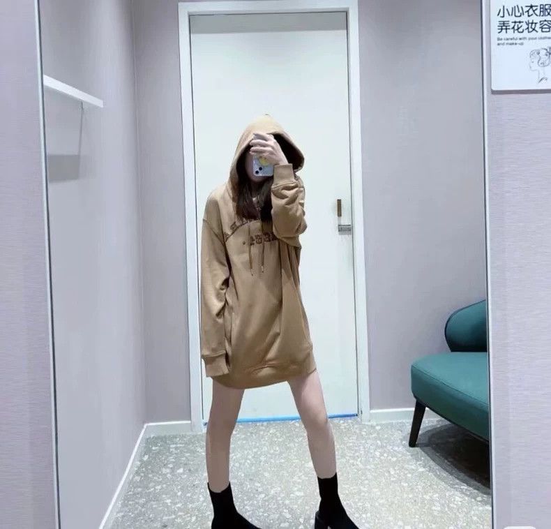Max Mara MaxmaraAdito series brown logo sweatshirt Size US M / EU 48-50 / 2 - 9 Thumbnail
