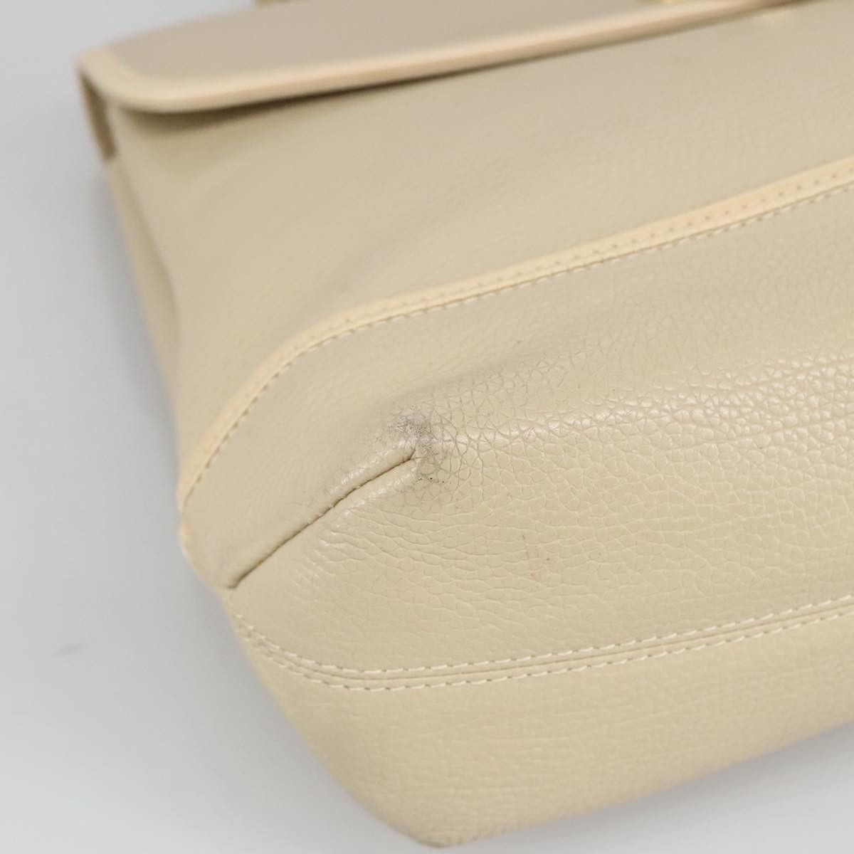 Bally Beige Leather Handbag (Pre-Owned) Size ONE SIZE - 9 Thumbnail