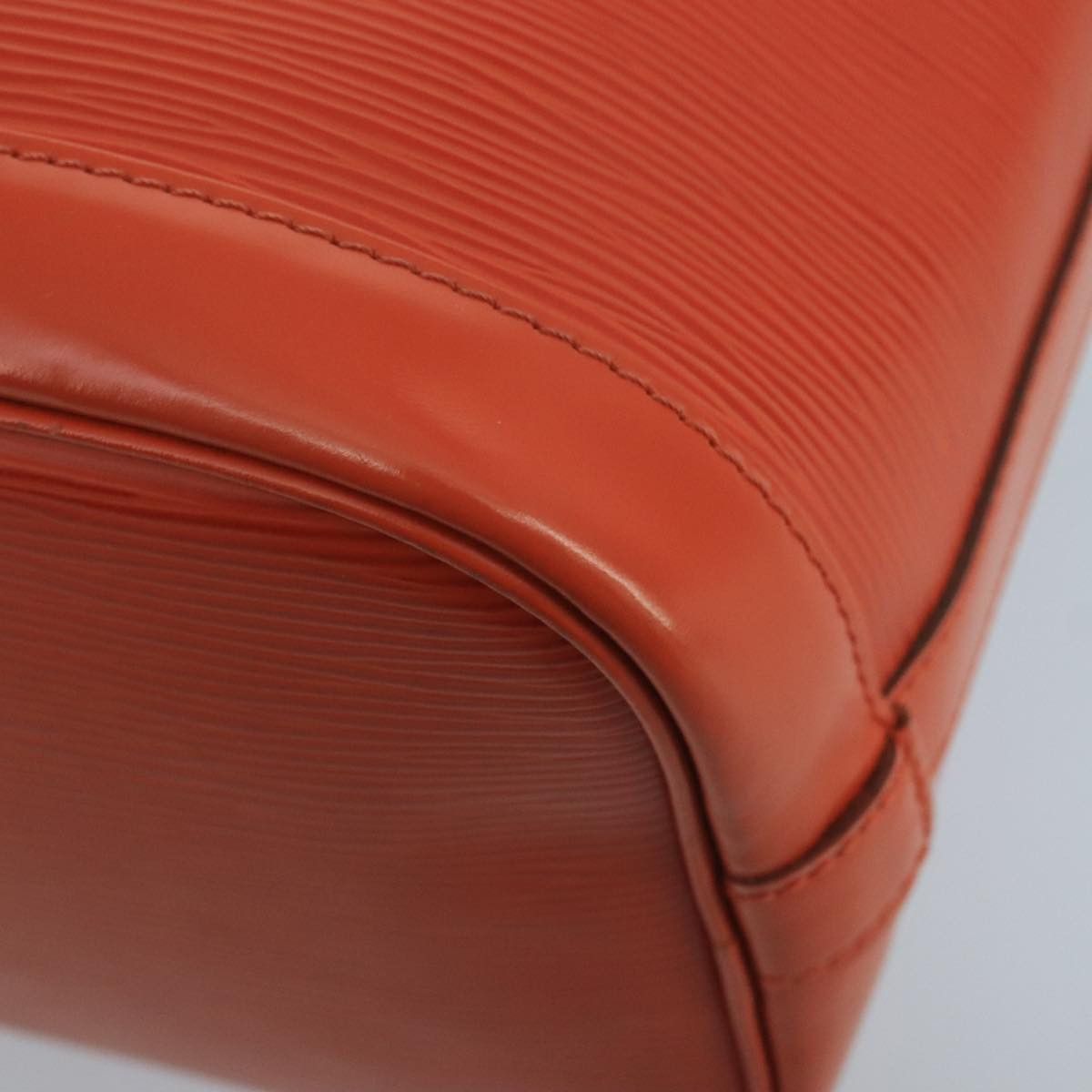 Louis Vuitton Noé Bb Orange Leather Shoulder Bag (Pre-Owned) Size ONE SIZE - 9 Thumbnail