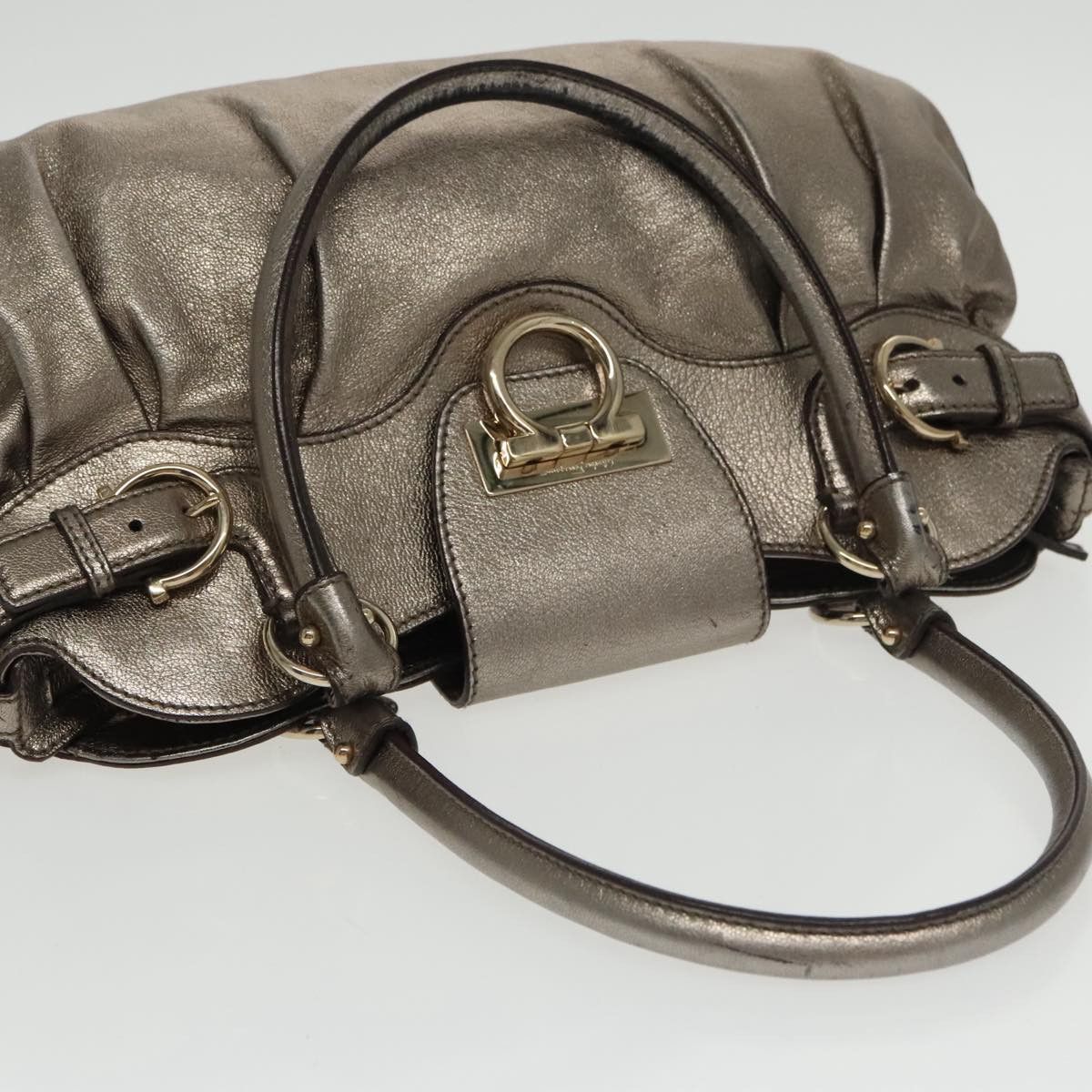 Salvatore Ferragamo Gancini Silver Leather Handbag (Pre-Owned) Size ONE SIZE - 7 Thumbnail