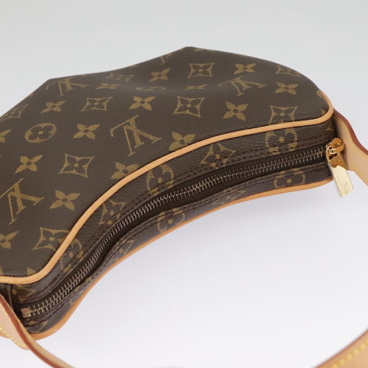 Louis Vuitton Croissant Brown Canvas Shoulder Bag (Pre-Owned) Size ONE SIZE - 5 Thumbnail