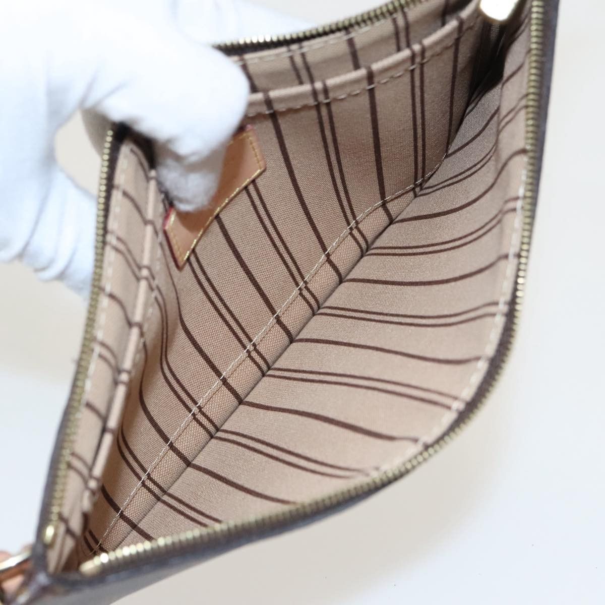 Louis Vuitton Pochette Brown Canvas Clutch Bag (Pre-Owned) Size ONE SIZE - 15 Thumbnail
