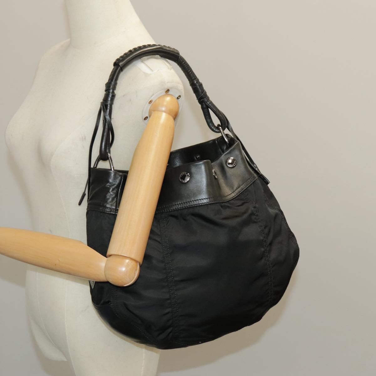 Prada Re-Nylon Black Synthetic Shoulder Bag (Pre-Owned) Size ONE SIZE - 20 Thumbnail