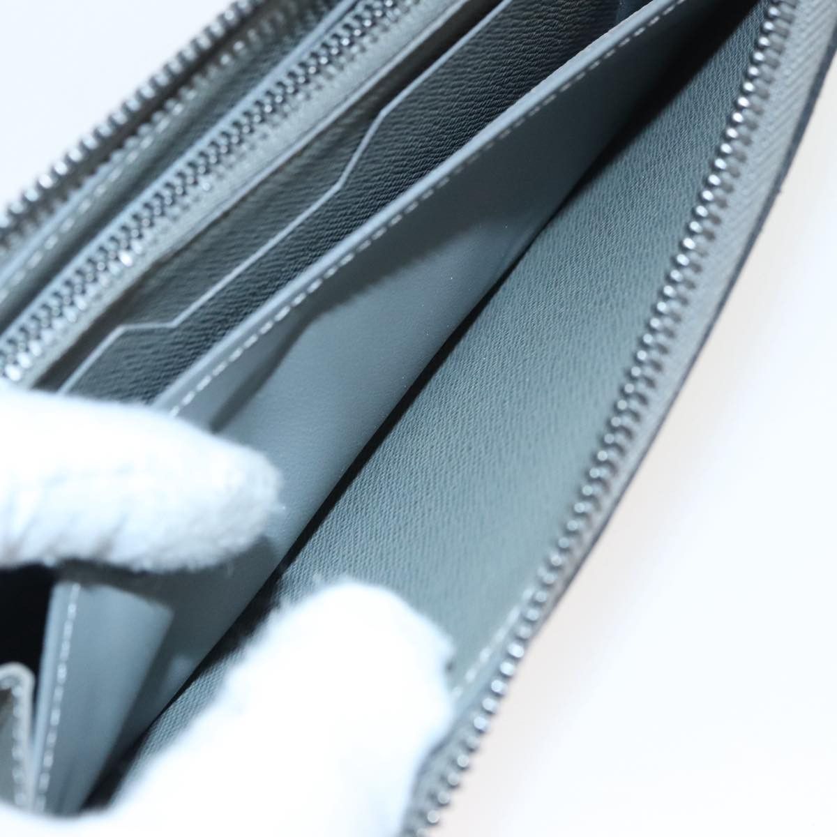Louis Vuitton Cosmos Grey Canvas Wallet (Pre-Owned) Size ONE SIZE - 19 Thumbnail