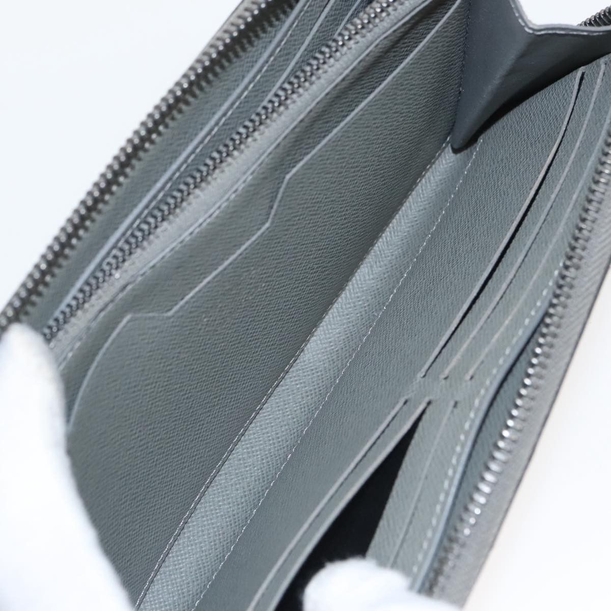 Louis Vuitton Cosmos Grey Canvas Wallet (Pre-Owned) Size ONE SIZE - 17 Thumbnail
