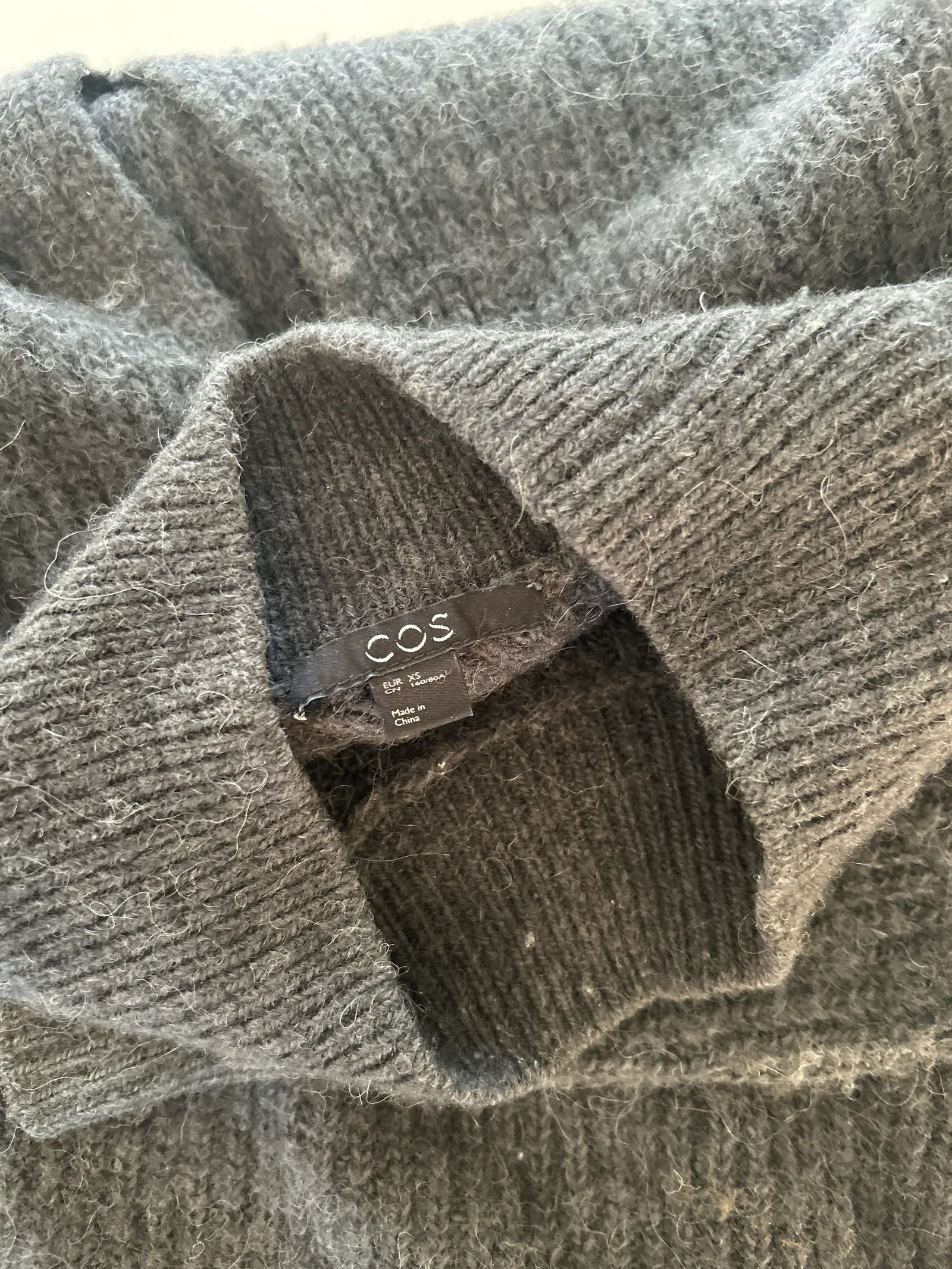 Cos Cos Sweater Size XS / US 0-2 / IT 36-38 - 2 Thumbnail