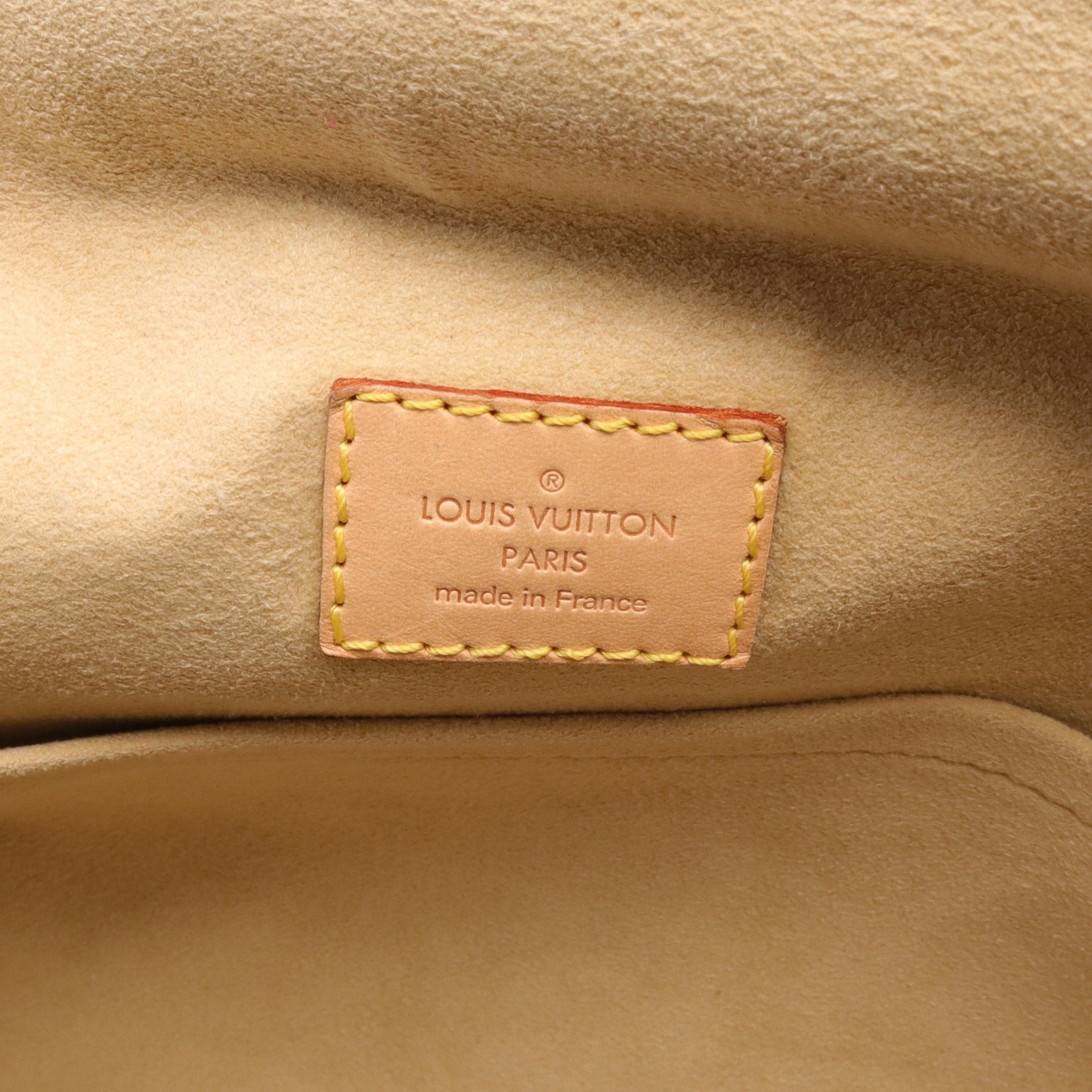 Louis Vuitton Louis Vuitton Hudson Pm Monogram Shoulder Bag Leather Brown Size ONE SIZE - 4 Thumbnail