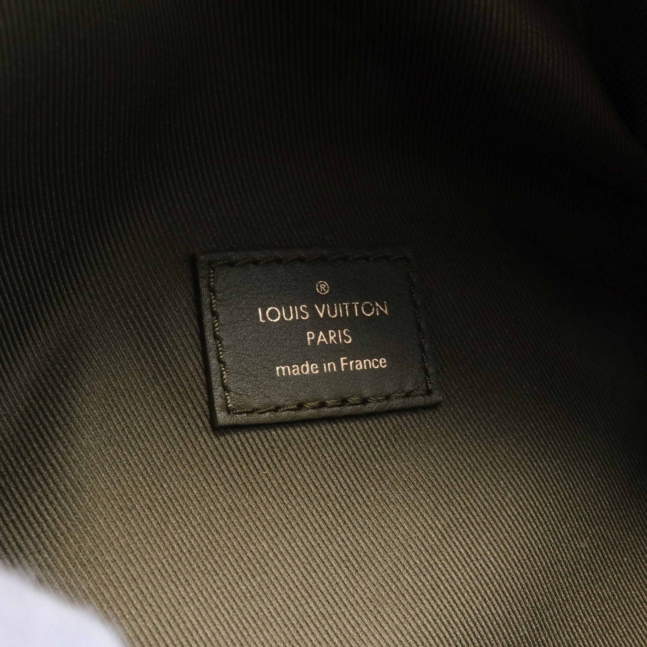 Louis Vuitton Louis Vuitton New Wave Bum Bag Body Waist Leather Khaki Green Size ONE SIZE - 4 Thumbnail