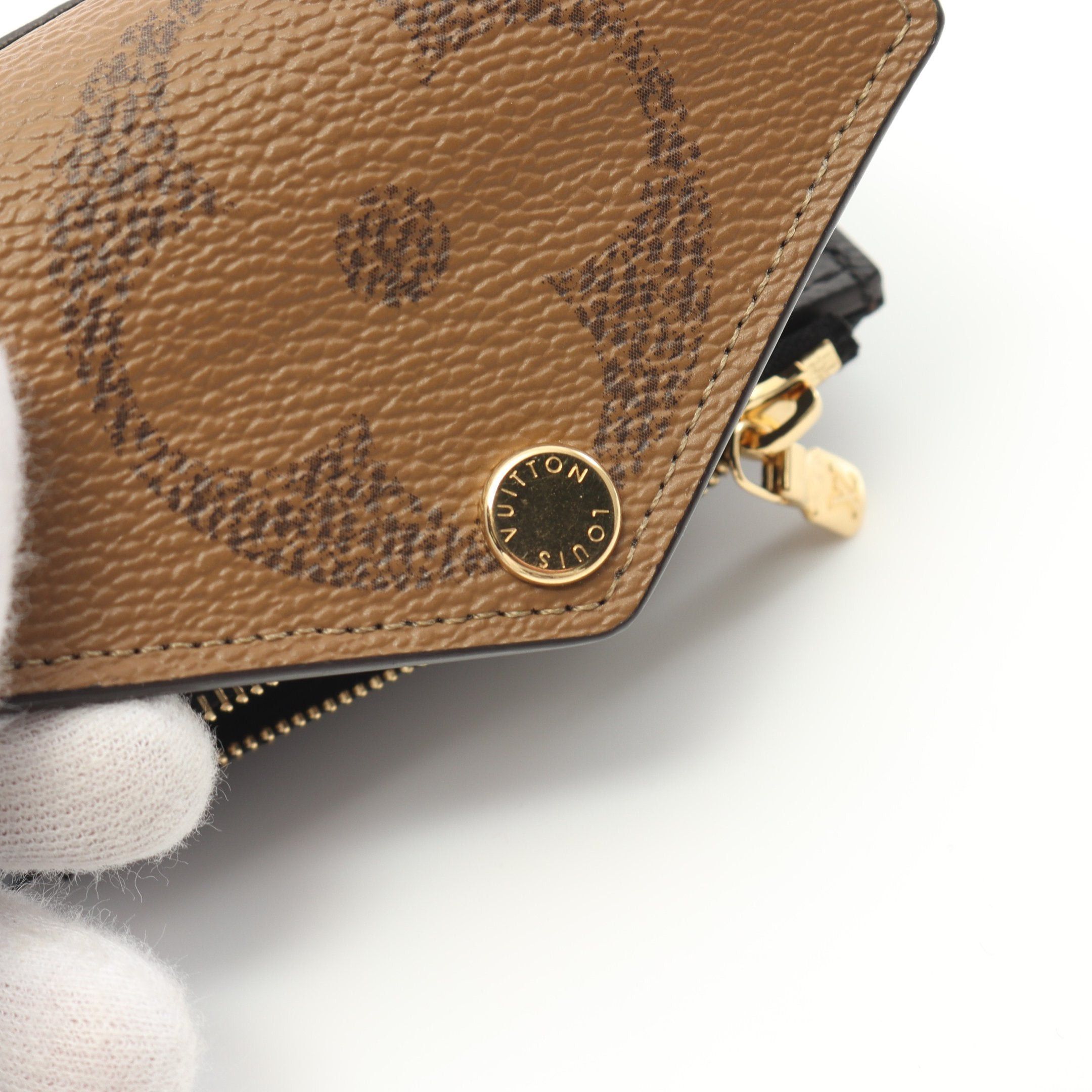 Louis Vuitton Louis Vuitton Portefeuil Zoe Monogram Giant Reverse Trifold Wallet Compact Brown Beige Size ONE SIZE - 6 Thumbnail