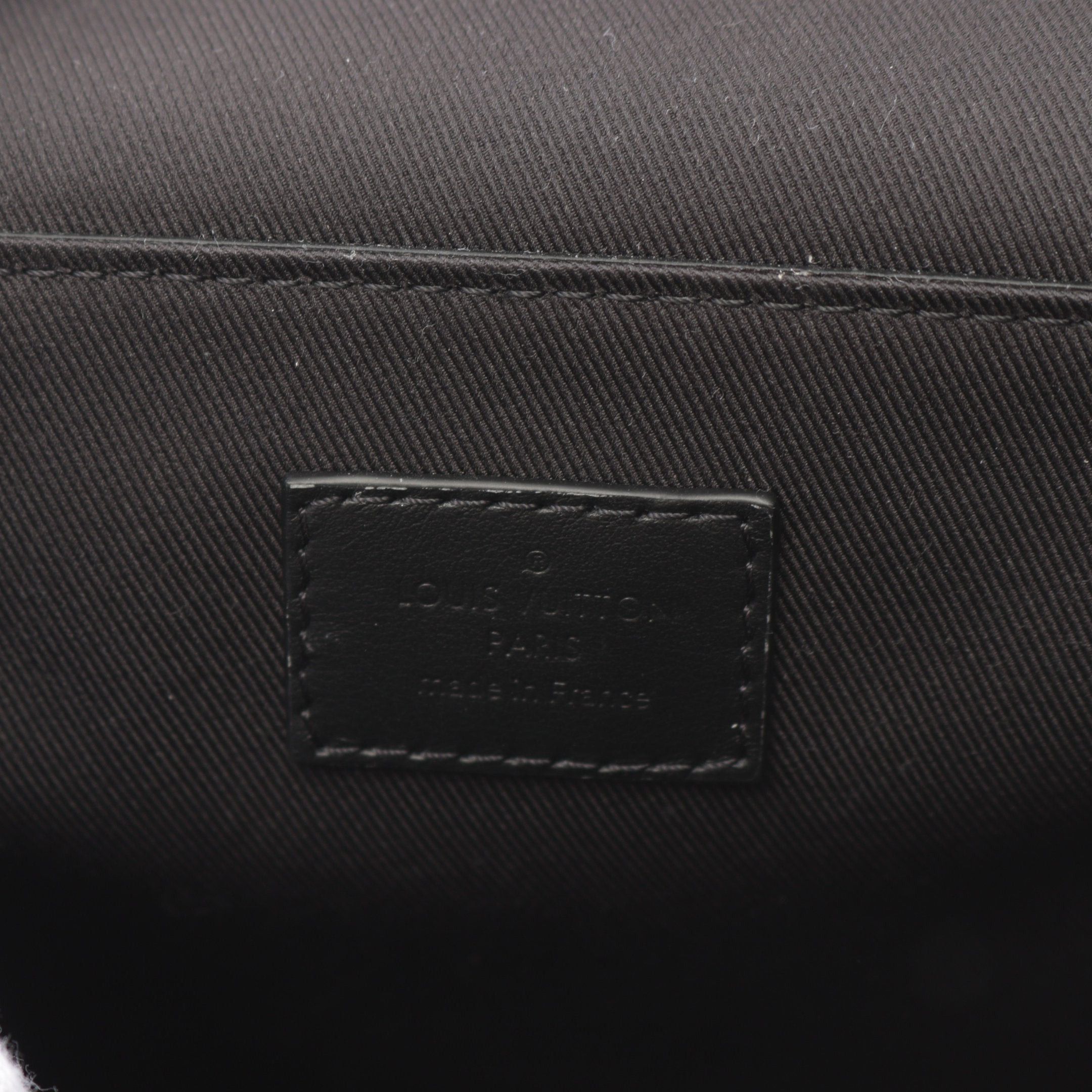 Louis Vuitton Louis Vuitton Nano Steamer Monogram Eclipse Shoulder Bag Leather Black Size ONE SIZE - 4 Thumbnail