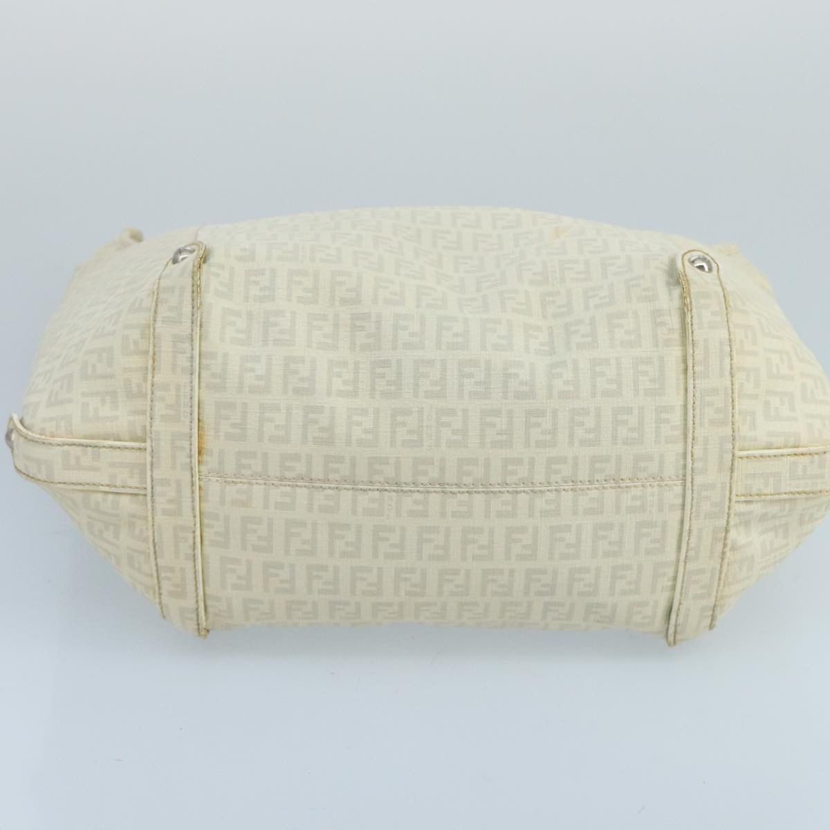 Fendi Zucchino White Canvas Shoulder Bag (Pre-Owned) Size ONE SIZE - 5 Thumbnail